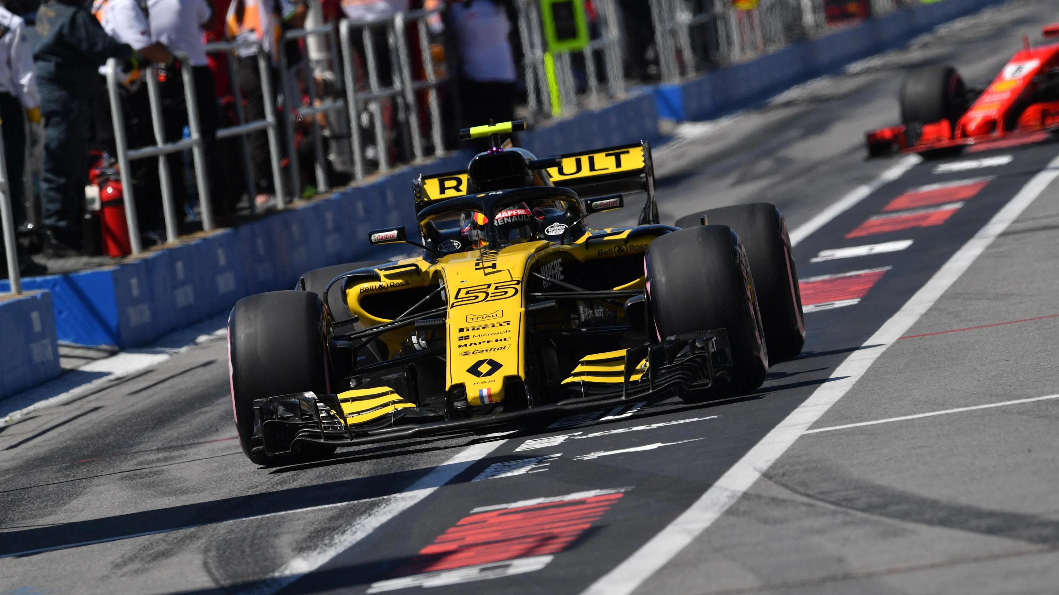 Carlos Sainz jr (ESP) Renault Sport F1 Team RS18 at Formula One World Championship, Rd7, Canadian