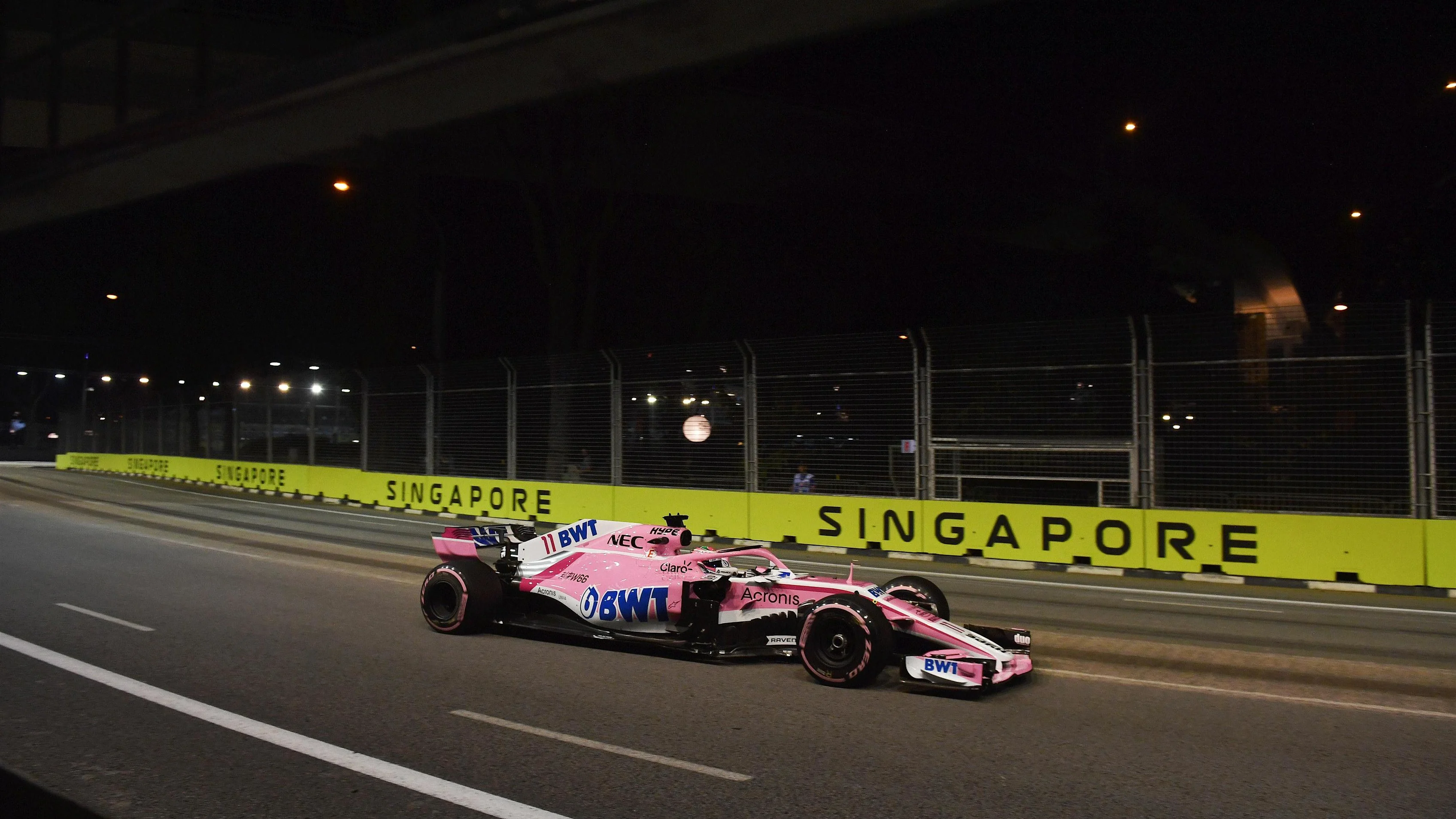 Sergio Perez, Racing Point Force India VJM11 at Formula One World Championship, Rd15, Singapore
