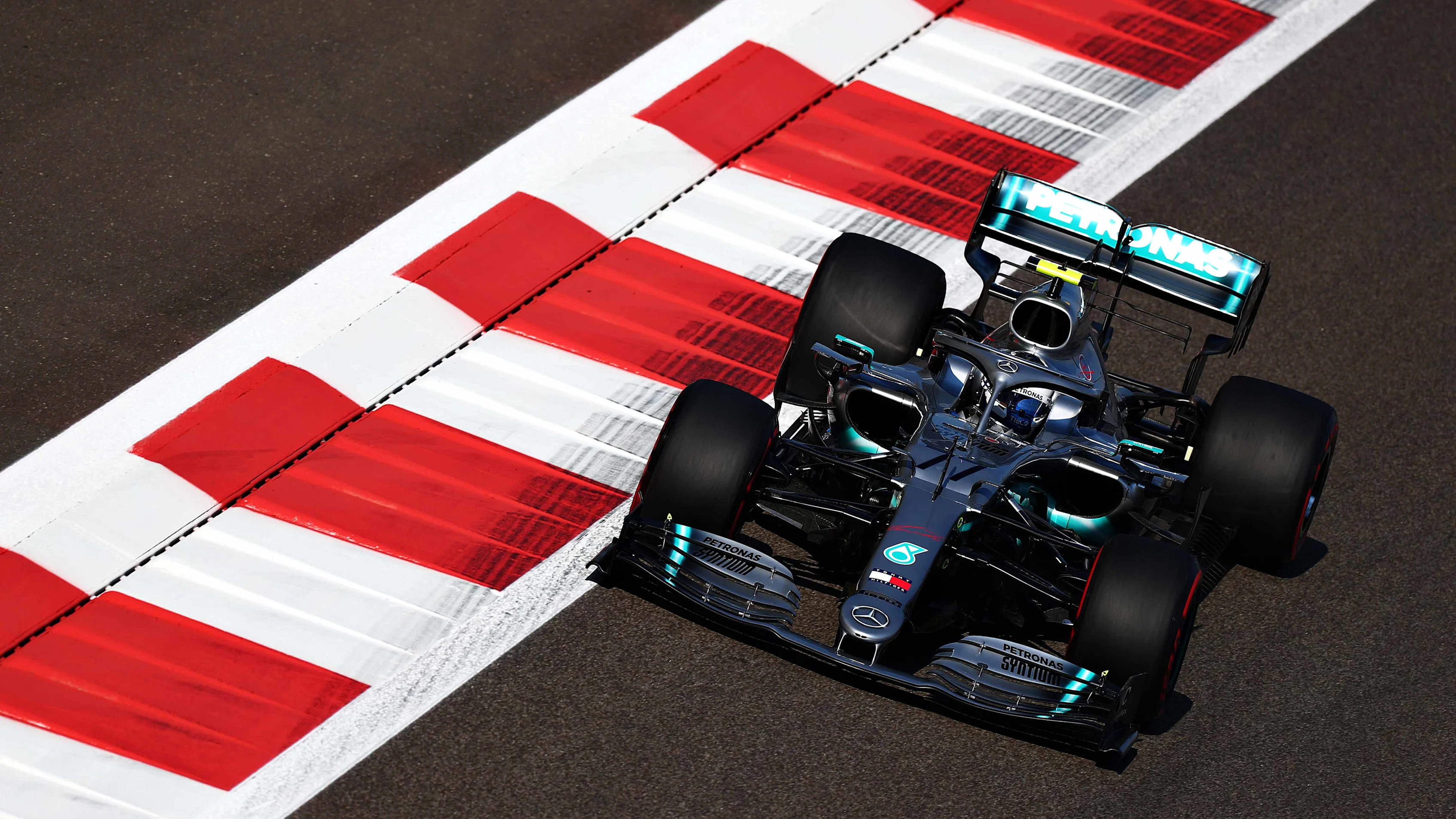 ABU DHABI, UNITED ARAB EMIRATES - NOVEMBER 29: Valtteri Bottas driving the (77) Mercedes AMG