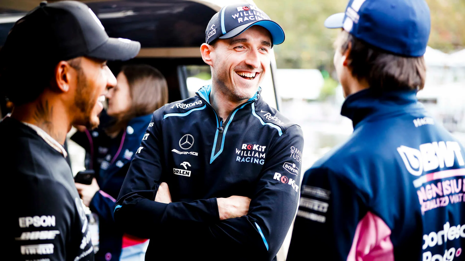 MELBOURNE GRAND PRIX CIRCUIT, AUSTRALIA - MARCH 13: Lewis Hamilton, Mercedes AMG F1, Robert Kubica,