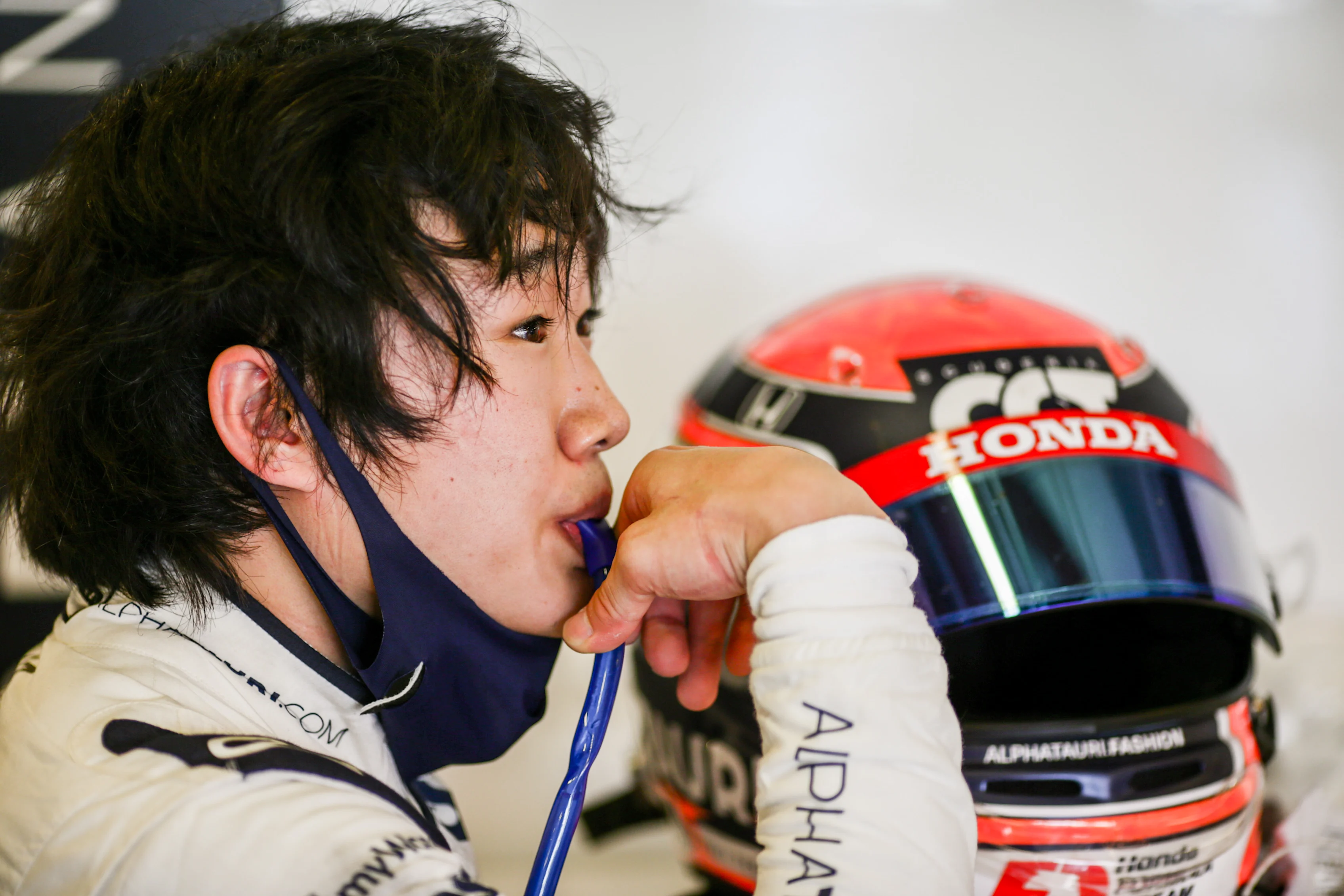 ABU DHABI, UNITED ARAB EMIRATES - DECEMBER 15: Yuki Tsunoda of Scuderia AlphaTauri and Japan