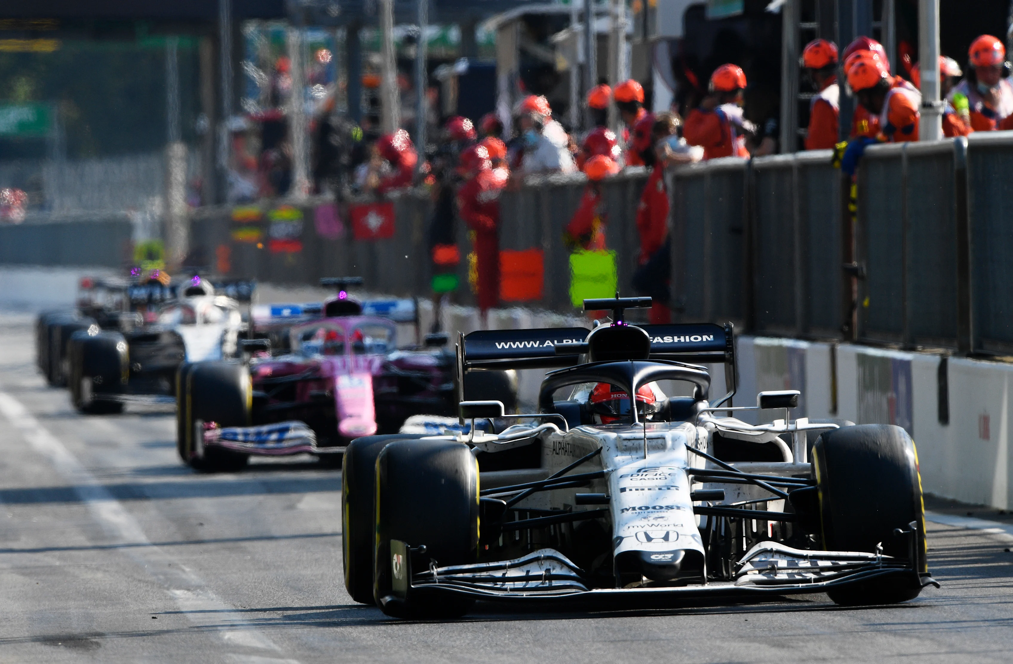 MONZA, ITALY - SEPTEMBER 06: Daniil Kvyat of Russia driving the (26) Scuderia AlphaTauri AT01 Honda