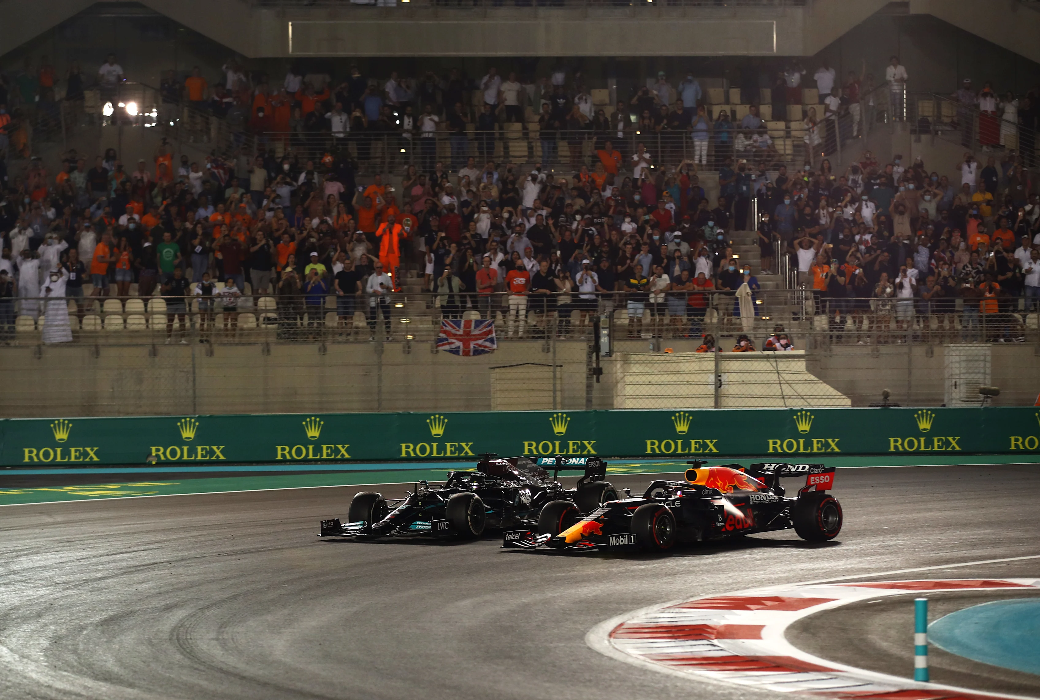 ABU DHABI, UNITED ARAB EMIRATES - DECEMBER 12: Max Verstappen of the Netherlands driving the (33)