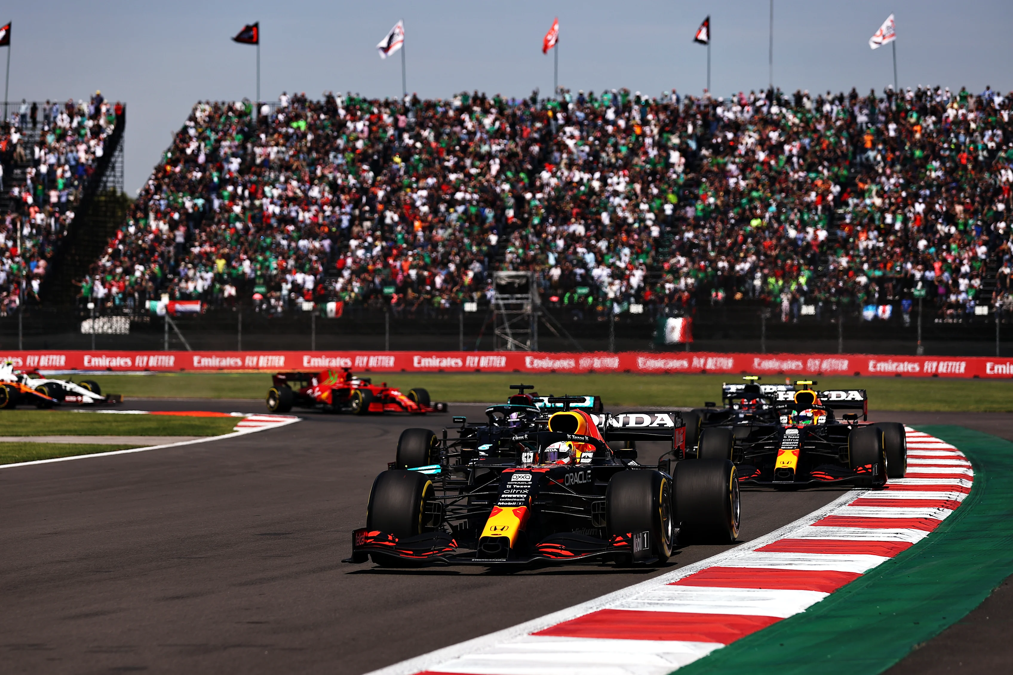 MEXICO CITY, MEXICO - NOVEMBER 07: Max Verstappen of the Netherlands driving the (33) Red Bull