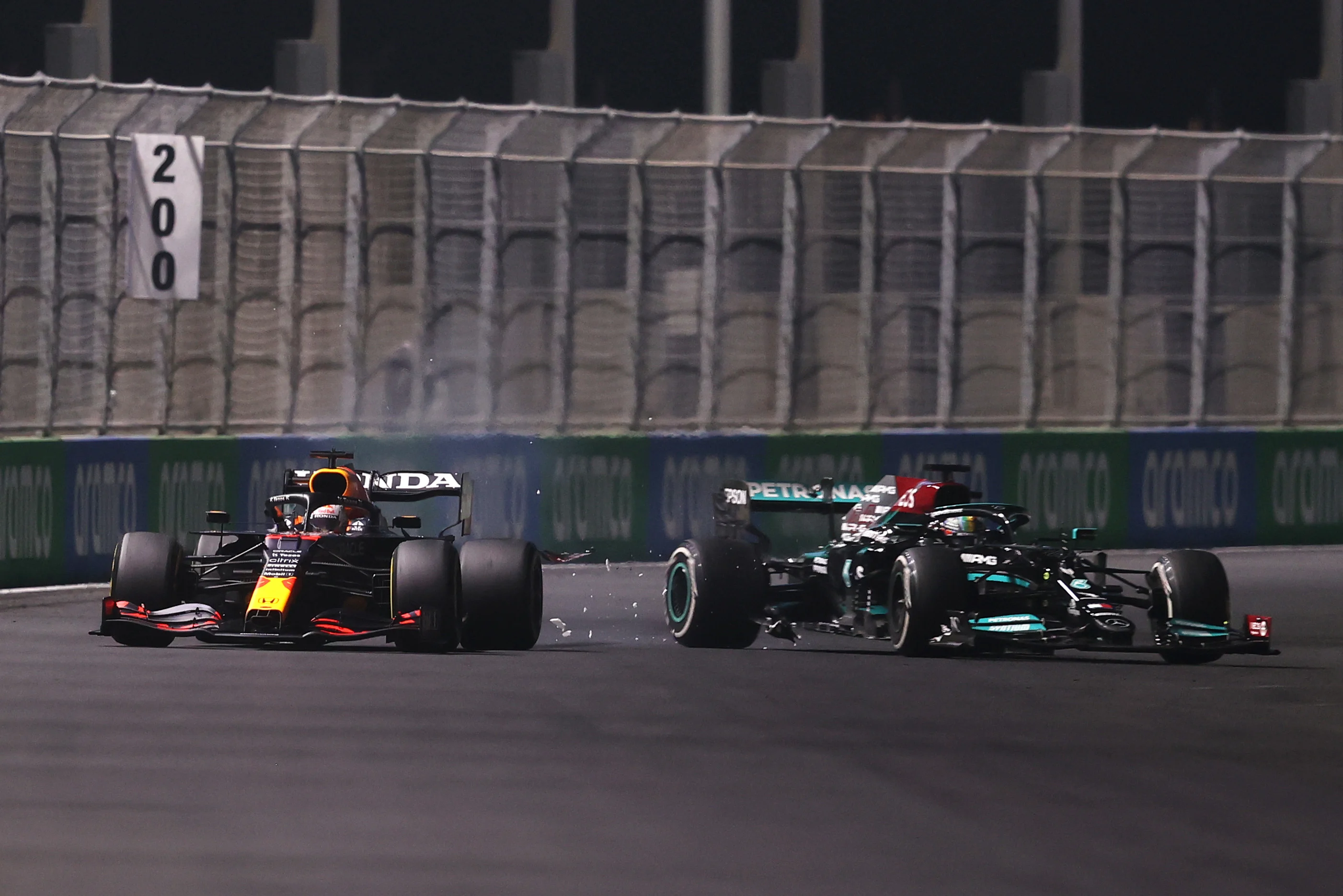 JEDDAH, SAUDI ARABIA - DECEMBER 05: Max Verstappen of the Netherlands driving the (33) Red Bull