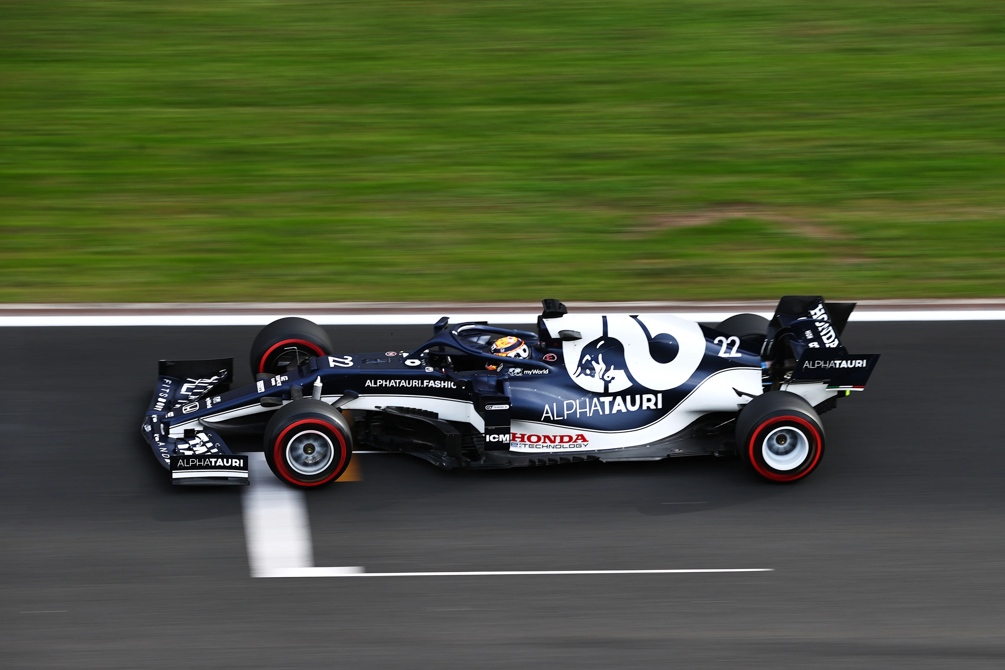 ISTANBUL, TURKEY - OCTOBER 08: Yuki Tsunoda of Japan driving the (22) Scuderia AlphaTauri AT02
