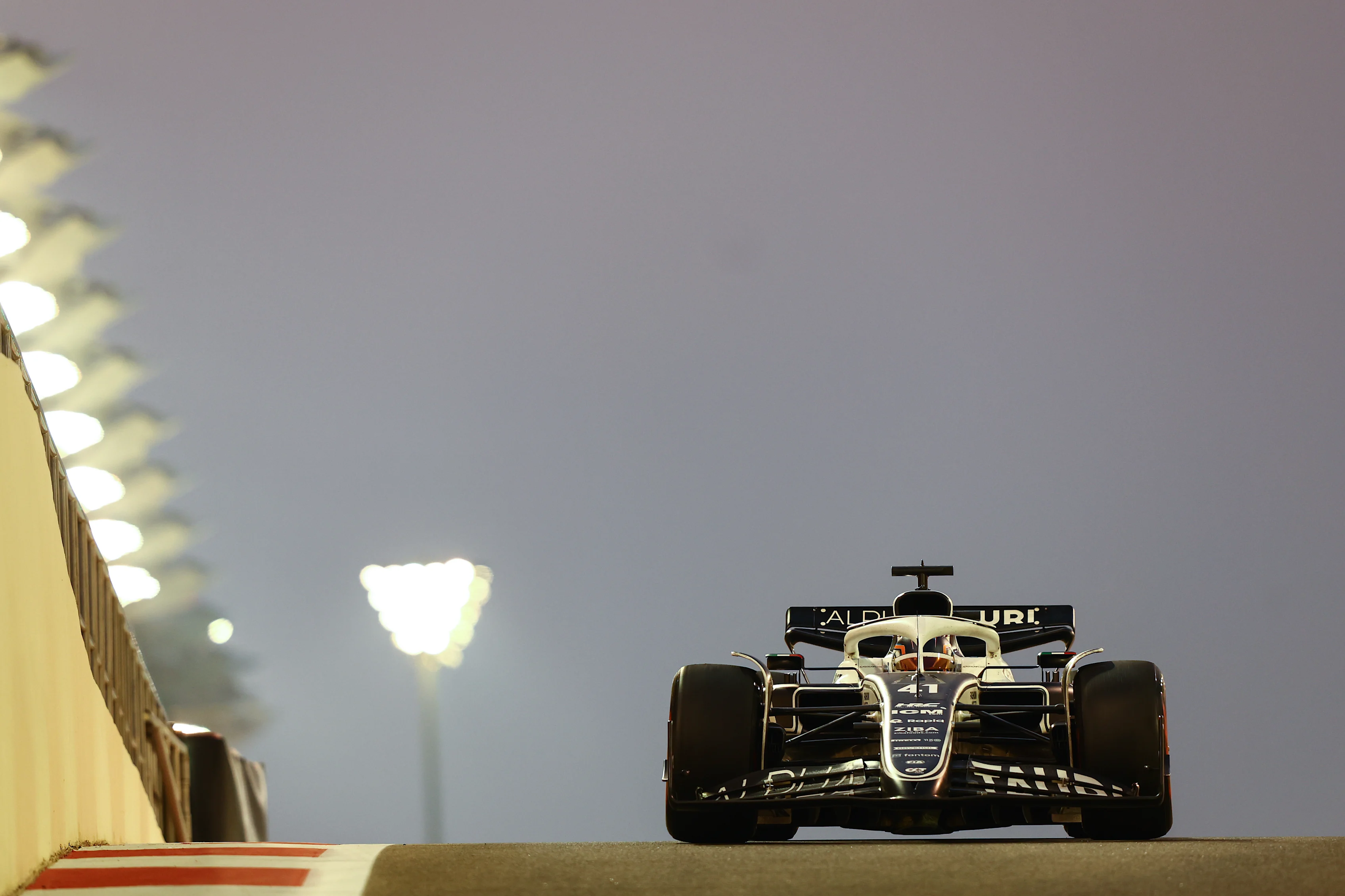 ABU DHABI, UNITED ARAB EMIRATES - NOVEMBER 22: Nyck de Vries of Netherlands driving the (47)