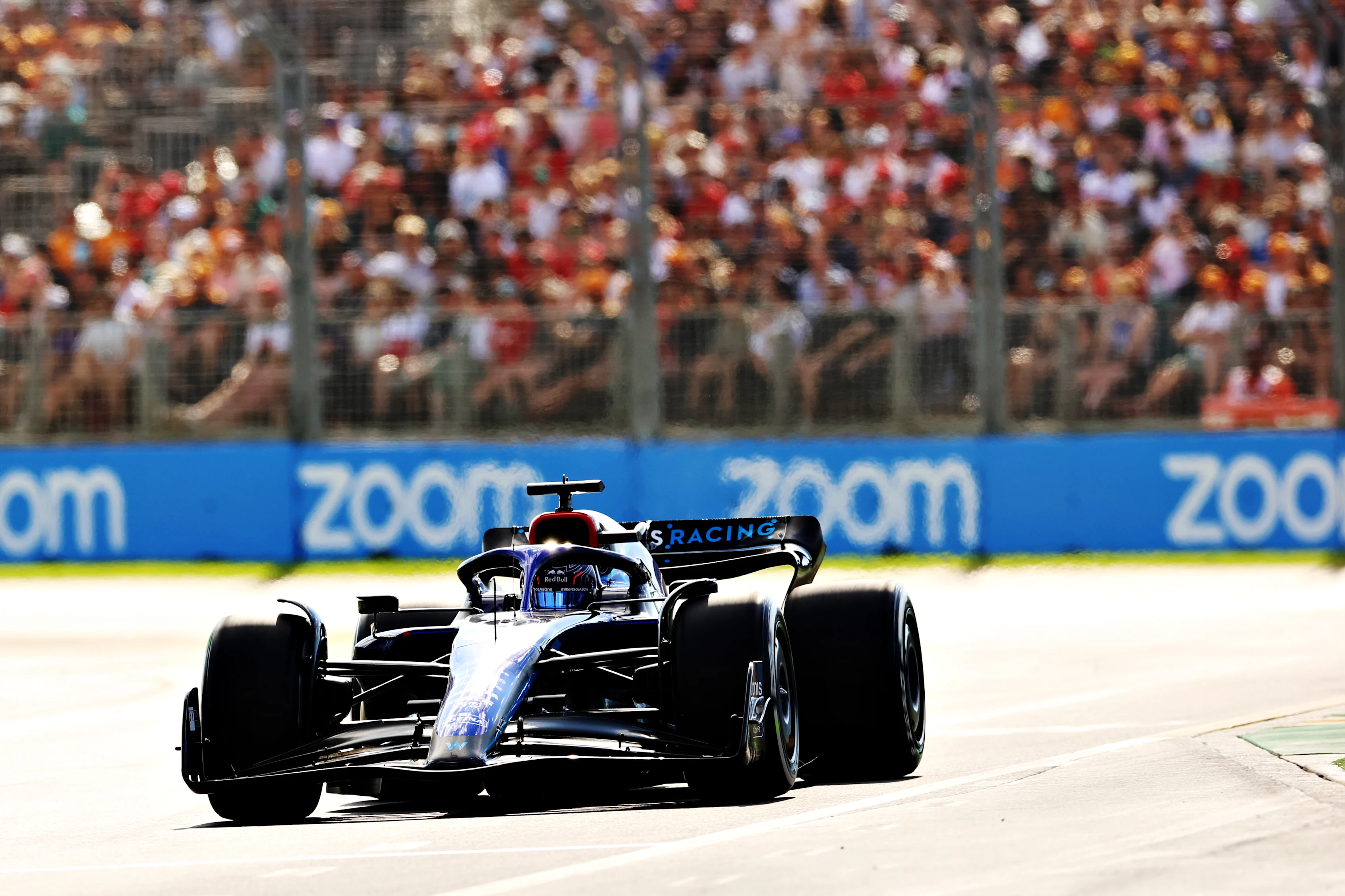 MELBOURNE, AUSTRALIA - APRIL 10: Alexander Albon of Thailand driving the (23) Williams FW44