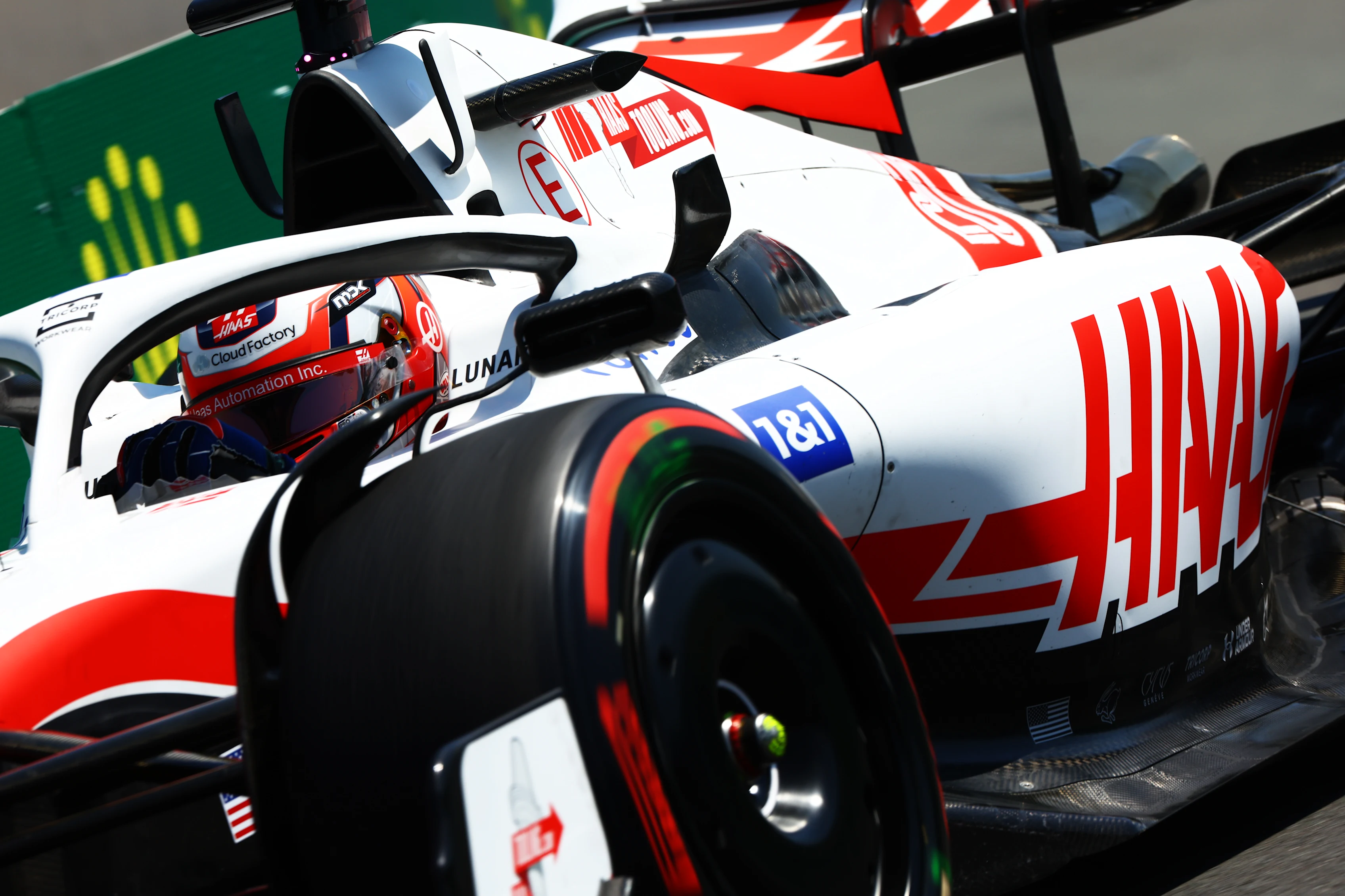 LE CASTELLET, FRANCE - JULY 22: Kevin Magnussen of Denmark driving the (20) Haas F1 VF-22 Ferrari