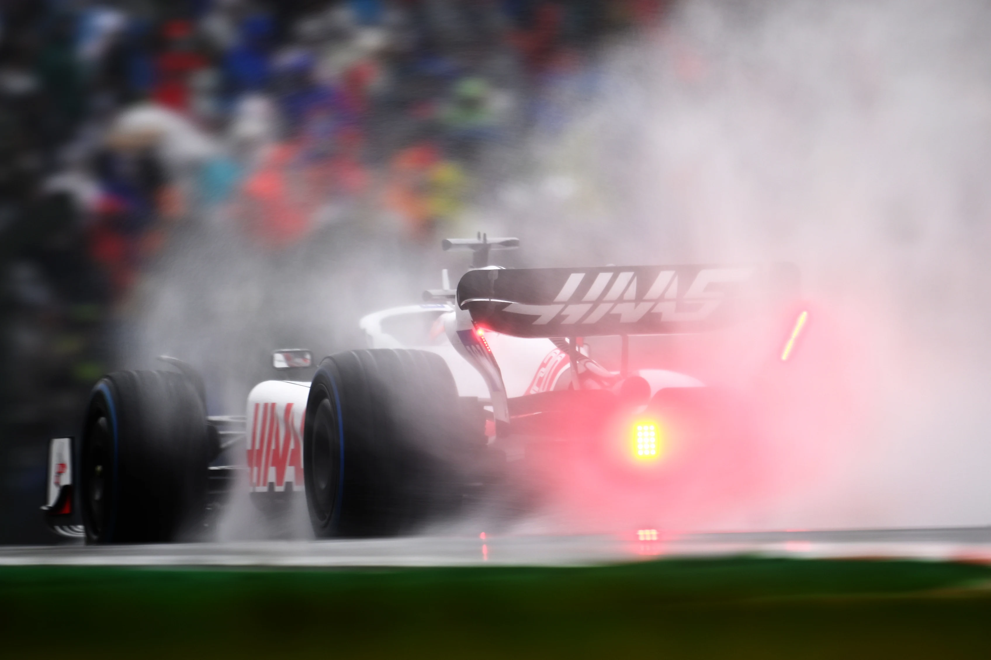 SUZUKA, JAPAN - OCTOBER 07: Kevin Magnussen of Denmark driving the (20) Haas F1 VF-22 Ferrari on