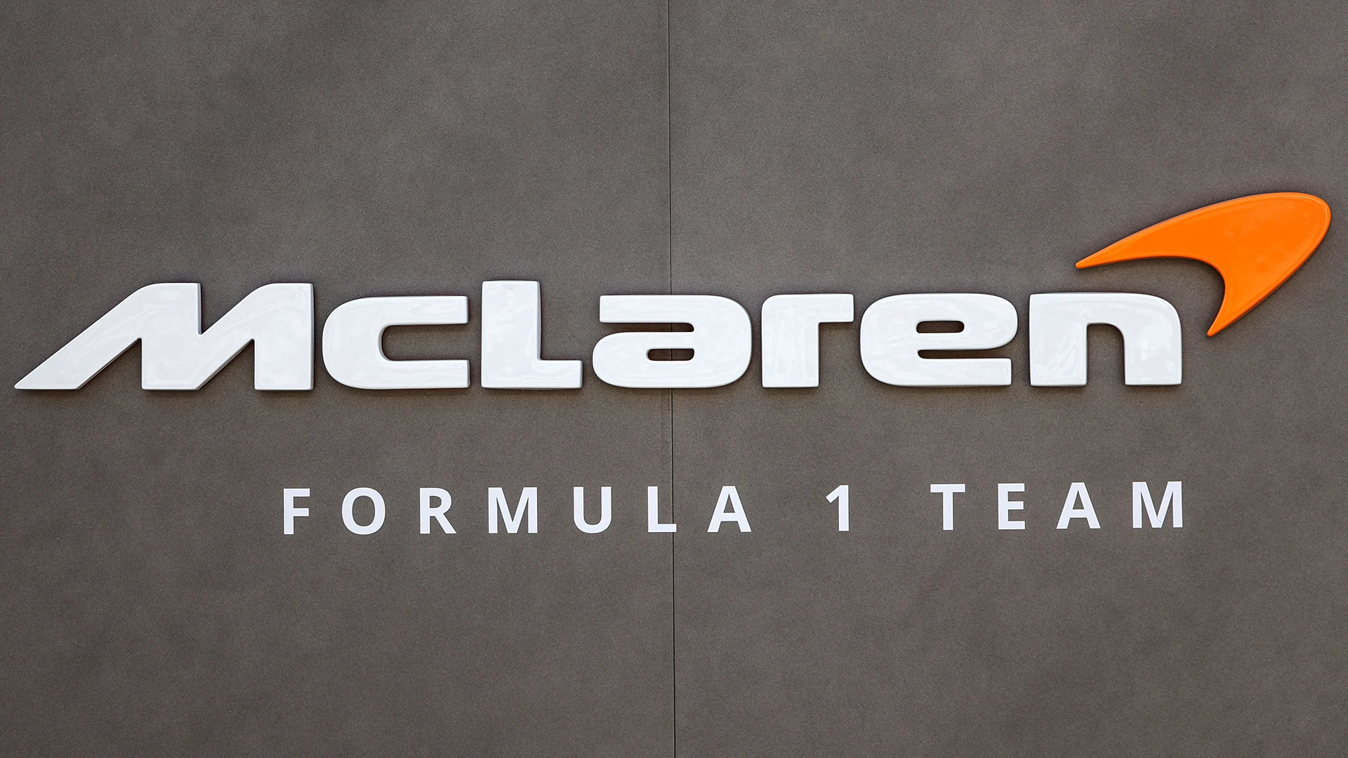 mclaren-logo-2023.png