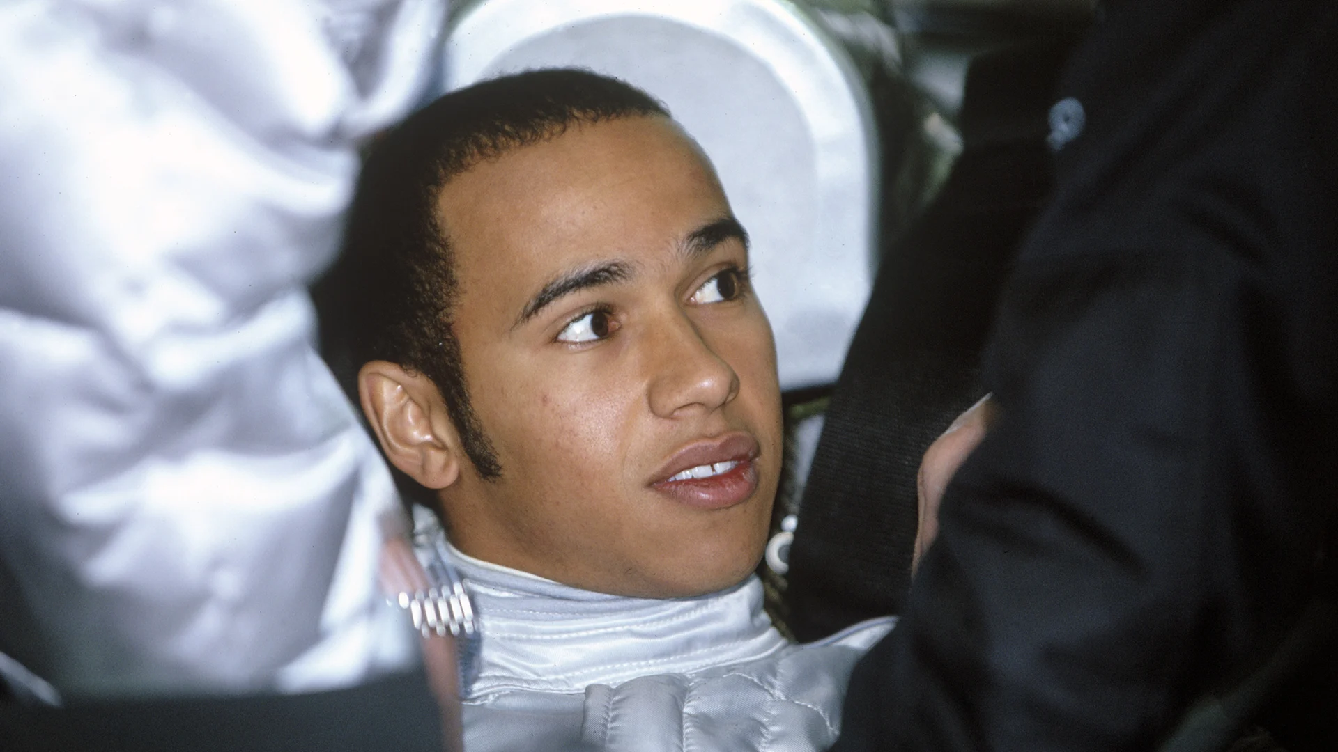 hamilton-f1-test-feature-1.png
