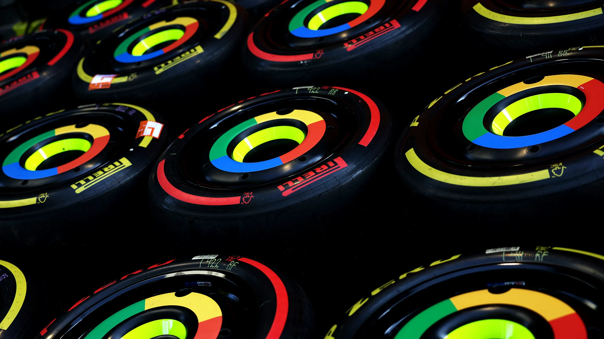 pirelli-f1-tyres-2024-1.png