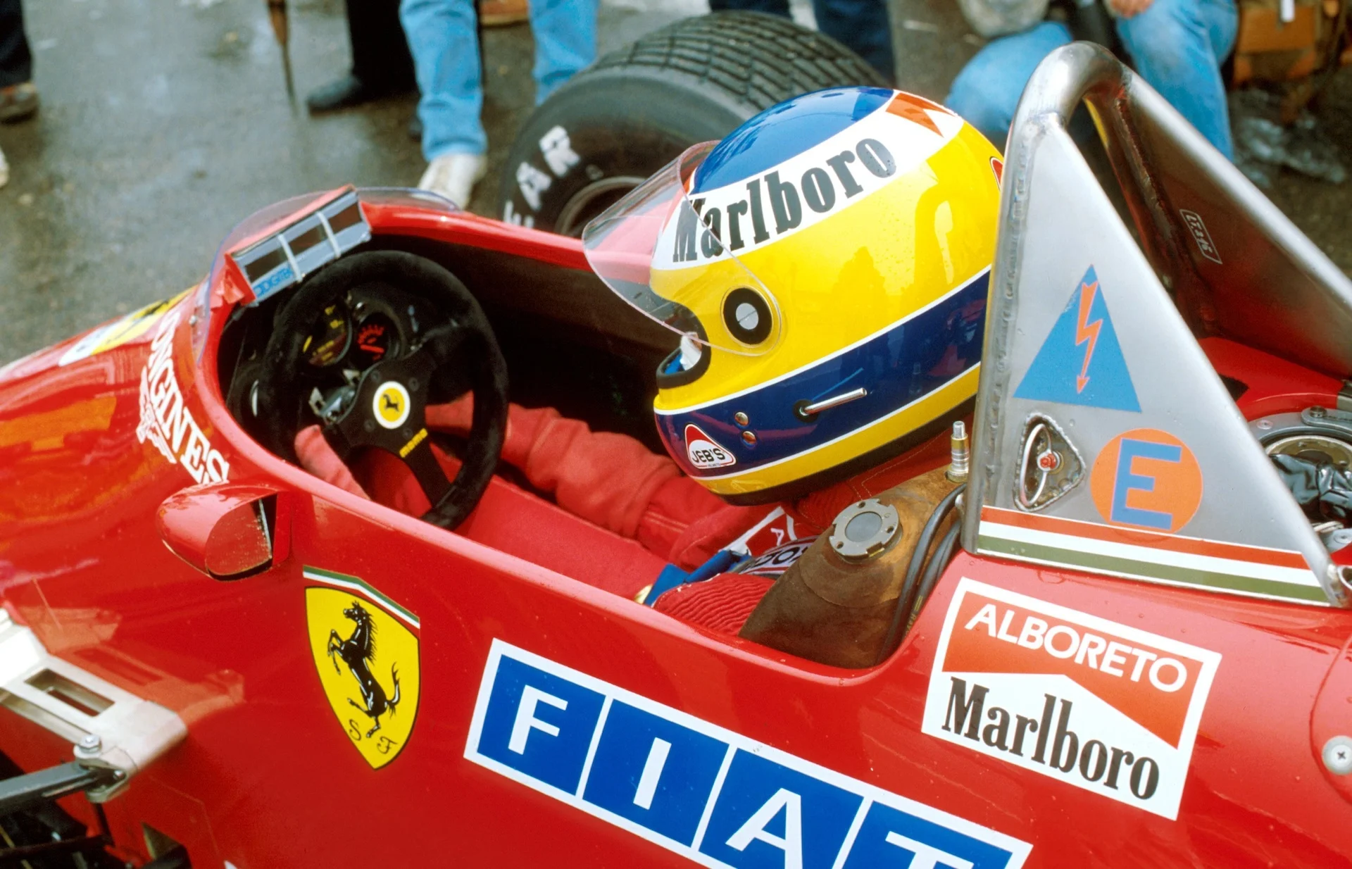 Michele Alboreto (ITA) Ferrari 126C4. DNF. French GP, Dijon, 20 May 1984 (Photo by Sutton Images)