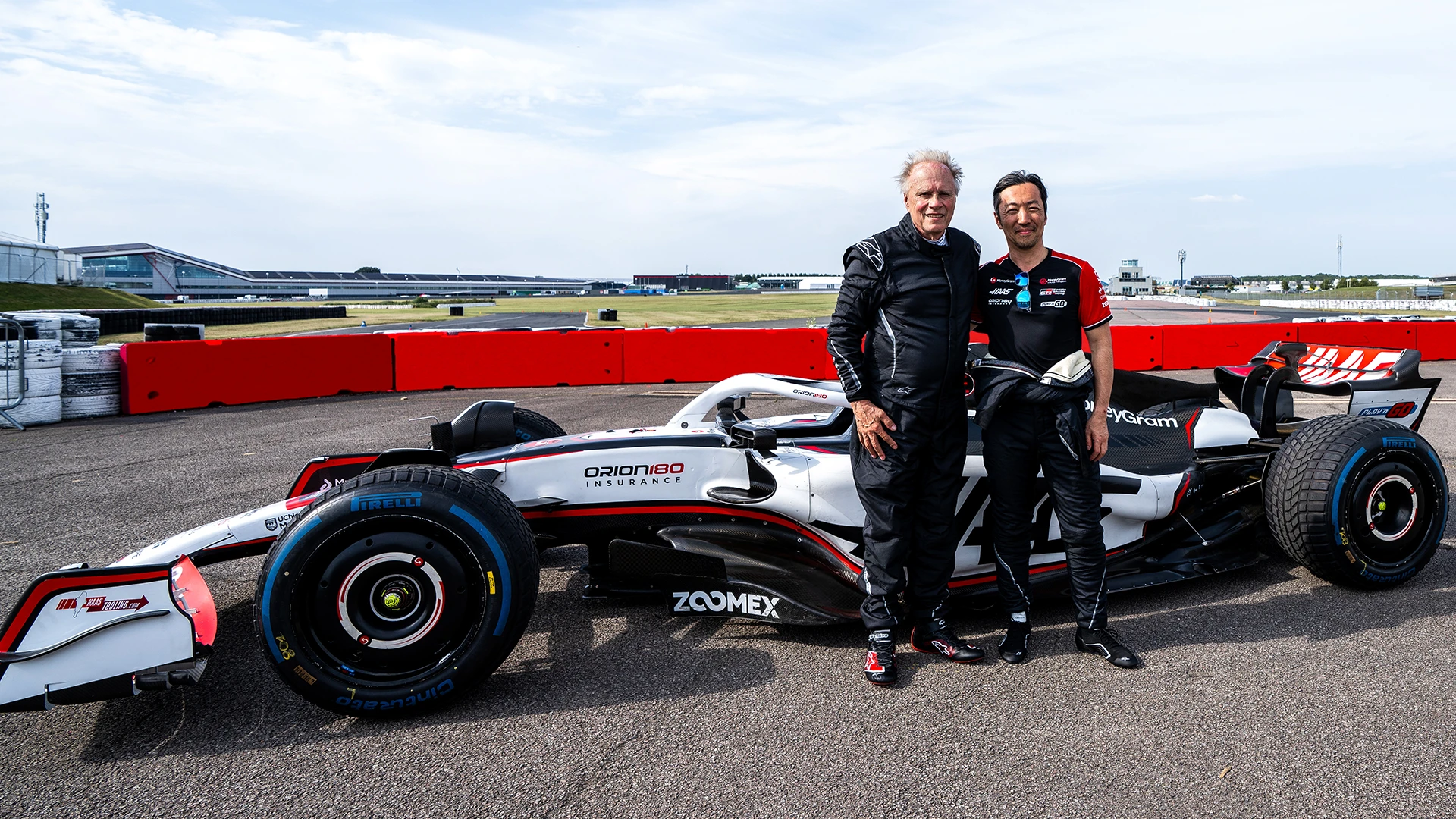 haas-komatsu-f1-test.png