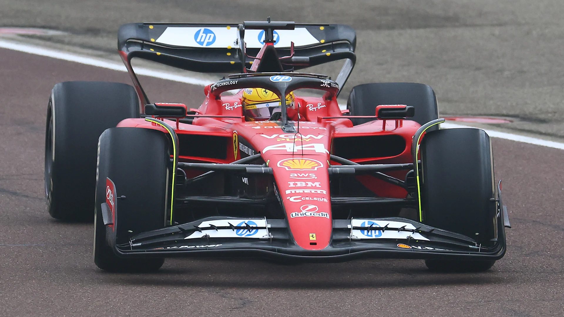 hamilton-first-ferrari-run-3.png