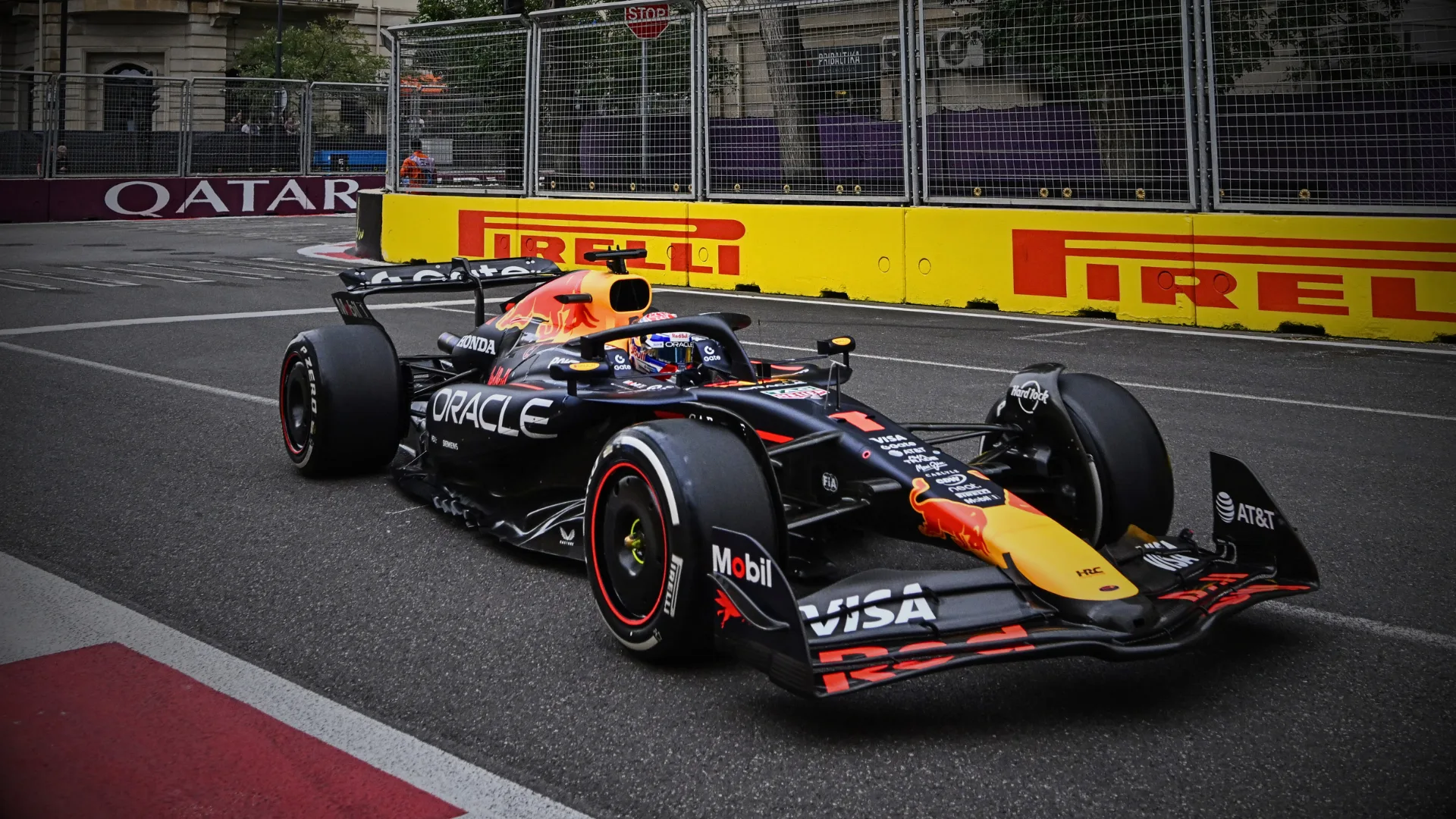 BAKU, AZERBAIJAN - SEPTEMBER 21: Max Verstappen of the Netherlands driving the (1) Oracle Red Bull