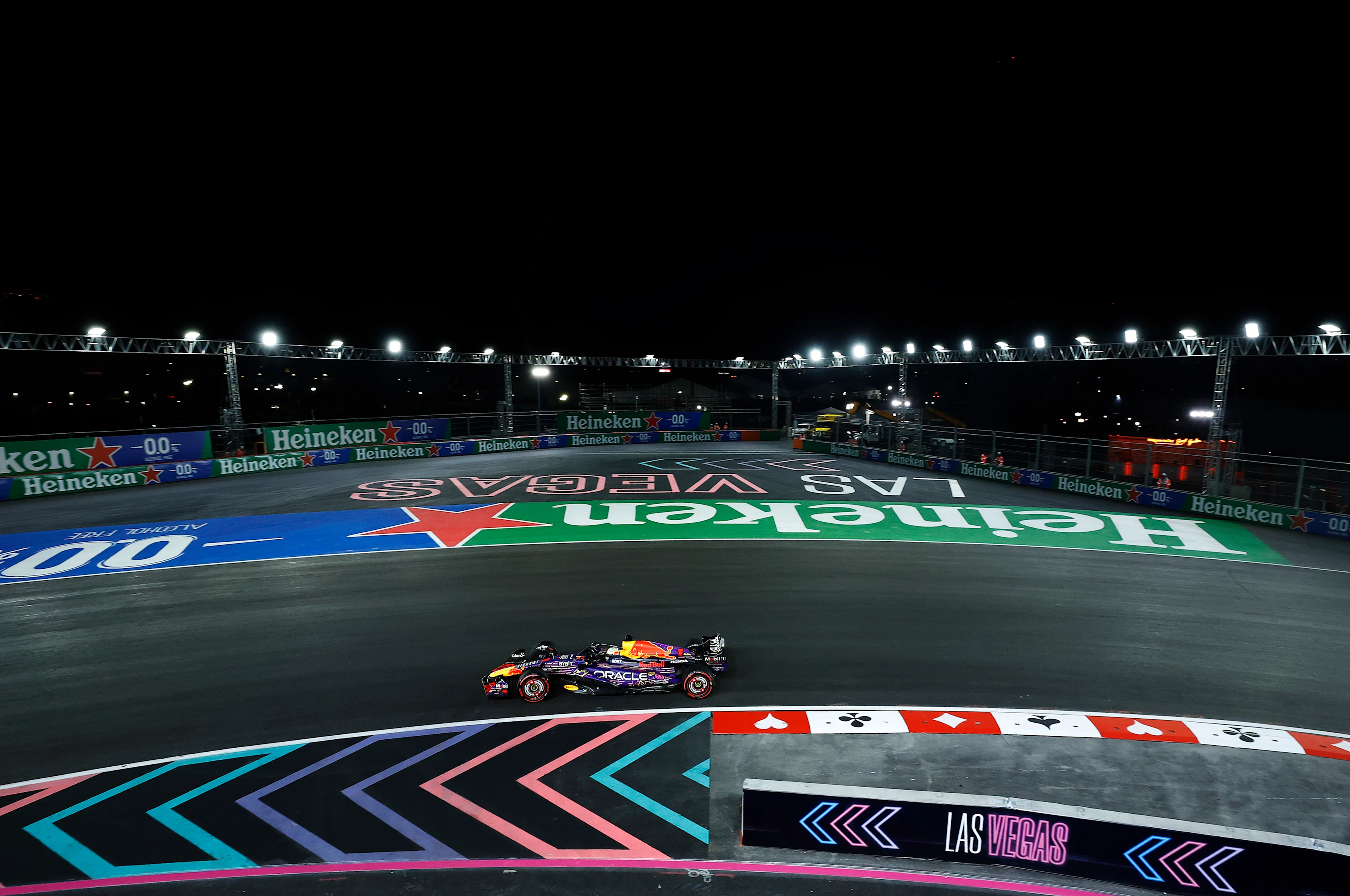 LAS VEGAS, NEVADA - NOVEMBER 17: Max Verstappen of the Netherlands driving the (1) Oracle Red Bull