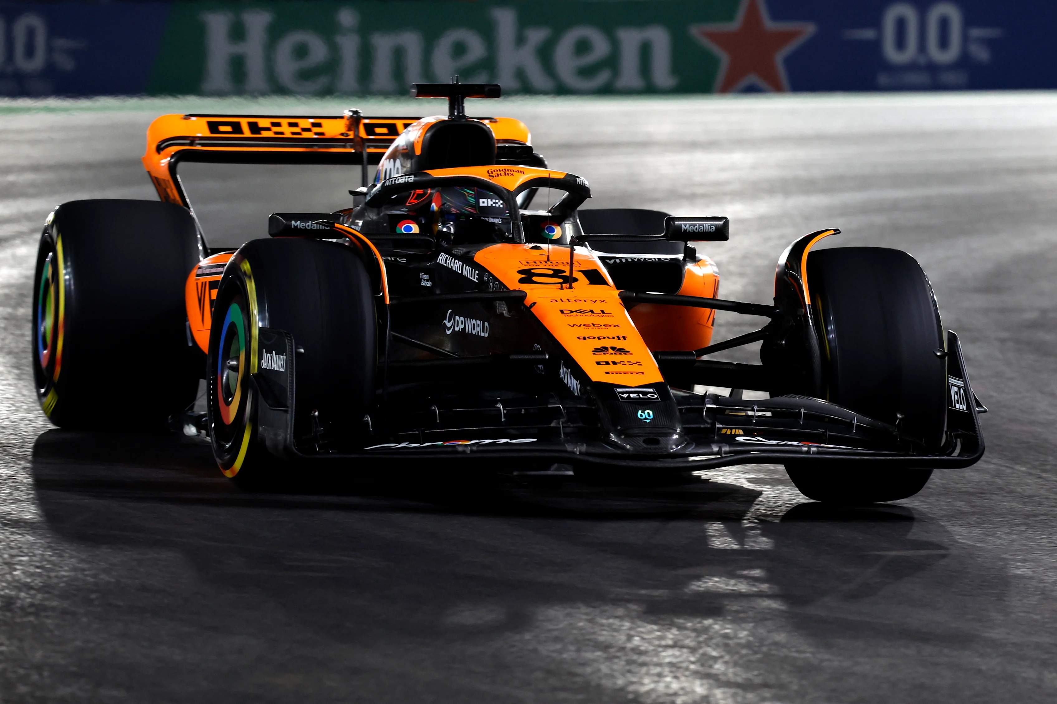 LAS VEGAS, NEVADA - NOVEMBER 17: Oscar Piastri of Australia driving the (81) McLaren MCL60 Mercedes