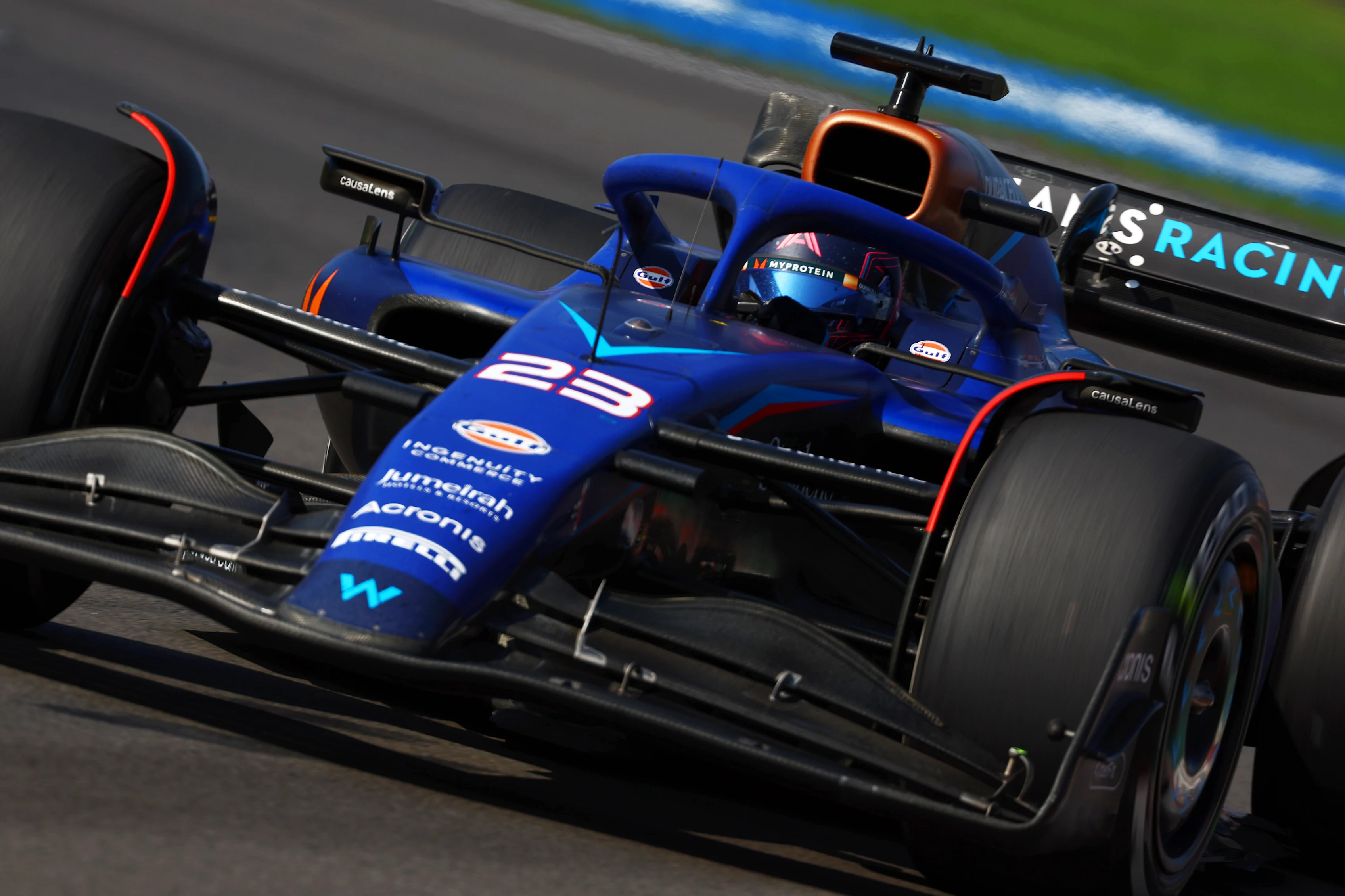 MEXICO CITY, MEXICO - OCTOBER 29: Alexander Albon of Thailand driving the (23) Williams FW45