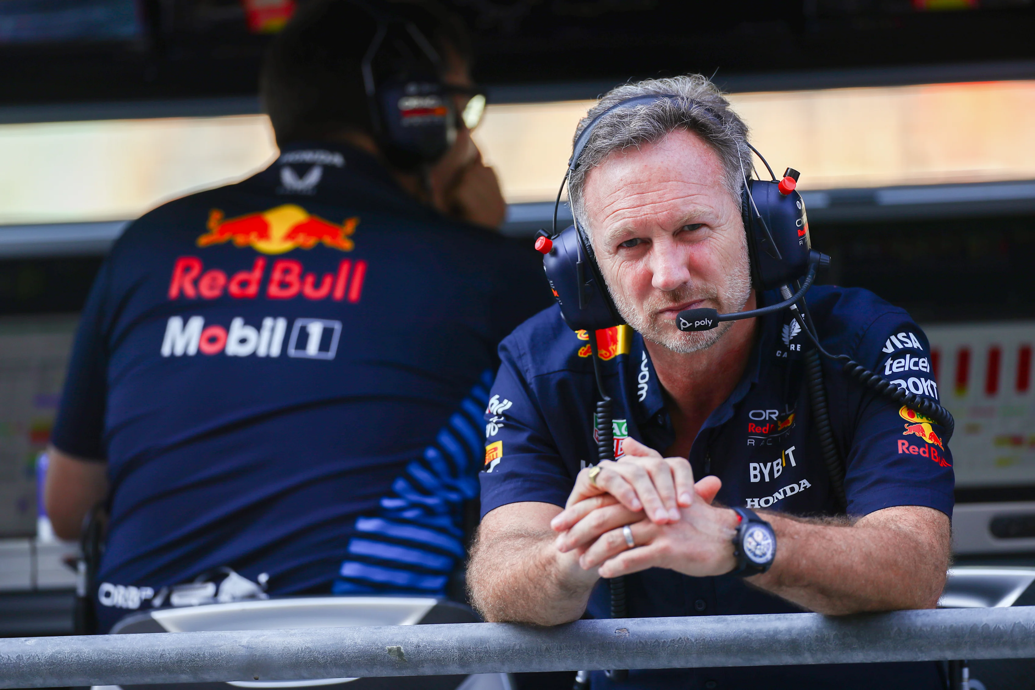 ABU DHABI, UNITED ARAB EMIRATES - DECEMBER 07: Christian Horner of Great Britain and Oracle Red