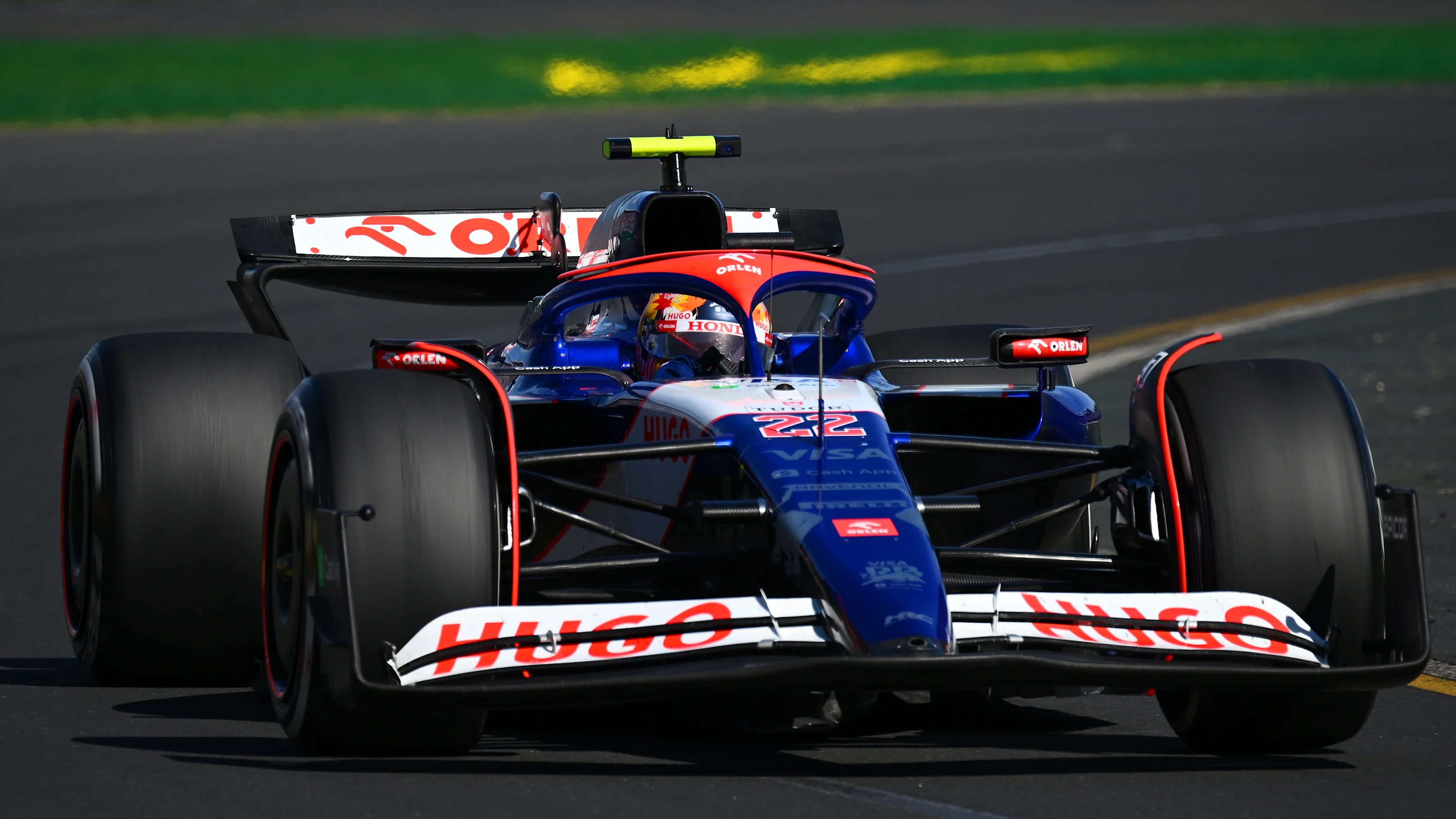 MELBOURNE, AUSTRALIA - MARCH 24: Yuki Tsunoda of Japan driving the (22) Visa Cash App RB VCARB 01