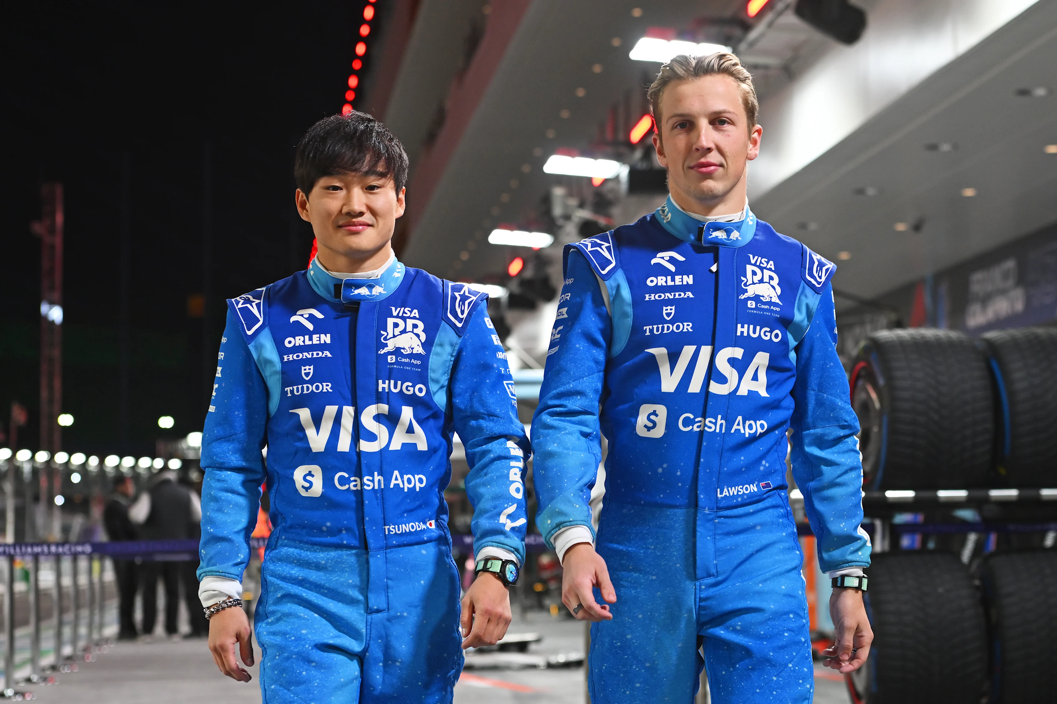 LAS VEGAS, NEVADA - NOVEMBER 20: Yuki Tsunoda of Japan and Visa Cash App RB and Liam Lawson of New