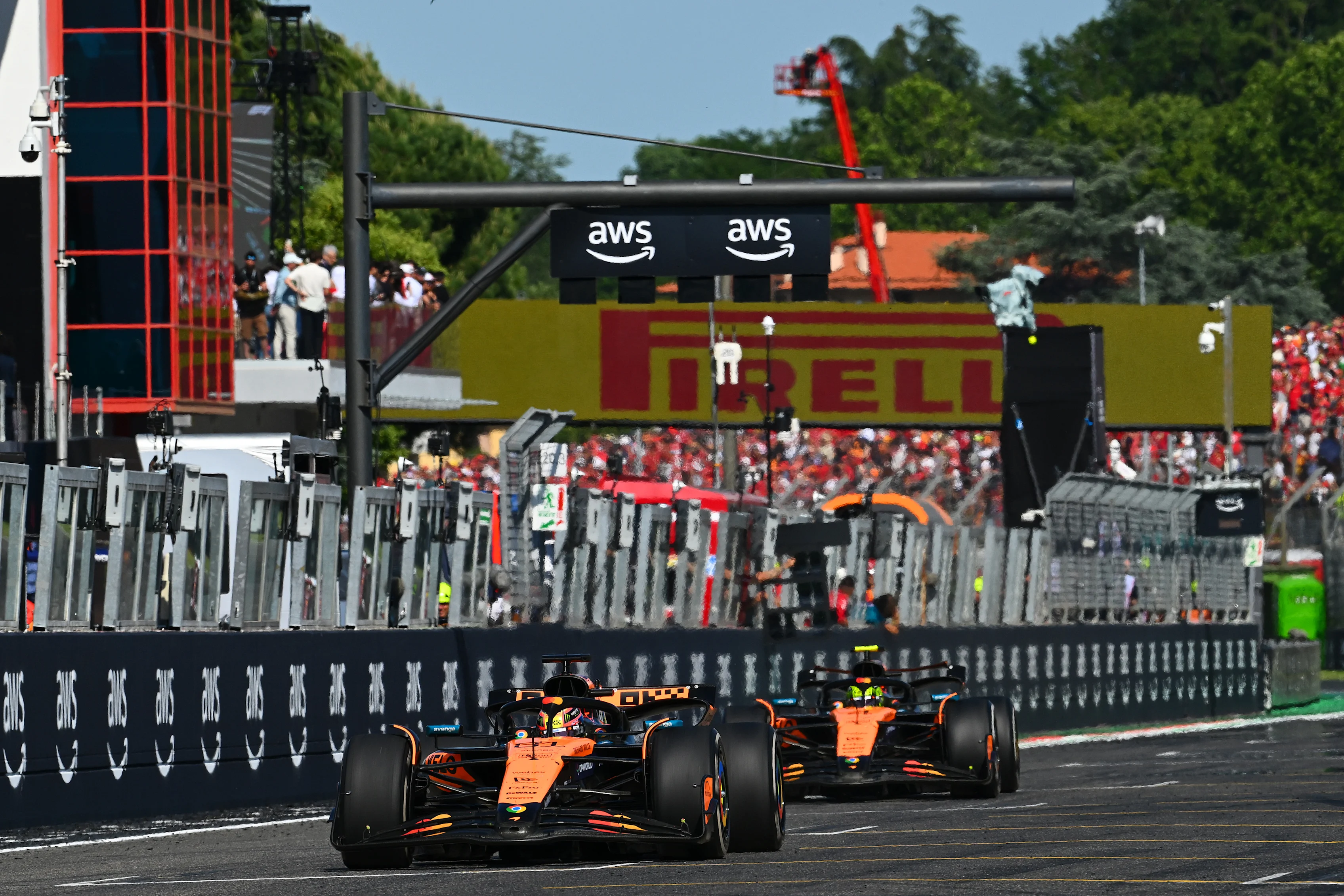 IMOLA, ITALY - MAY 18: Oscar Piastri of Australia driving the (81) McLaren MCL39 Mercedes leads