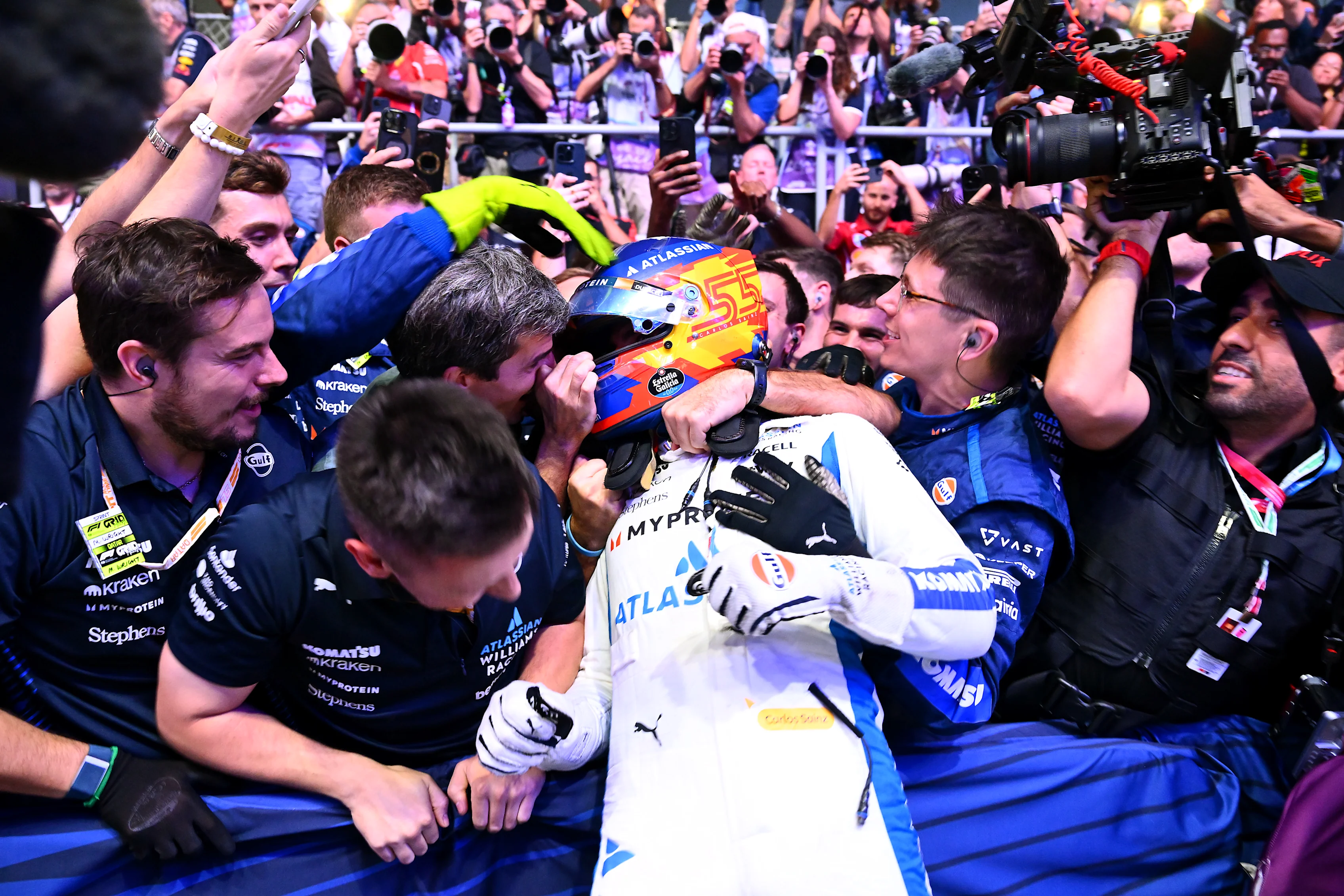 LUSAIL CITY, QATAR - NOVEMBER 30: Third placed Carlos Sainz of Spain and Williams celebrates with