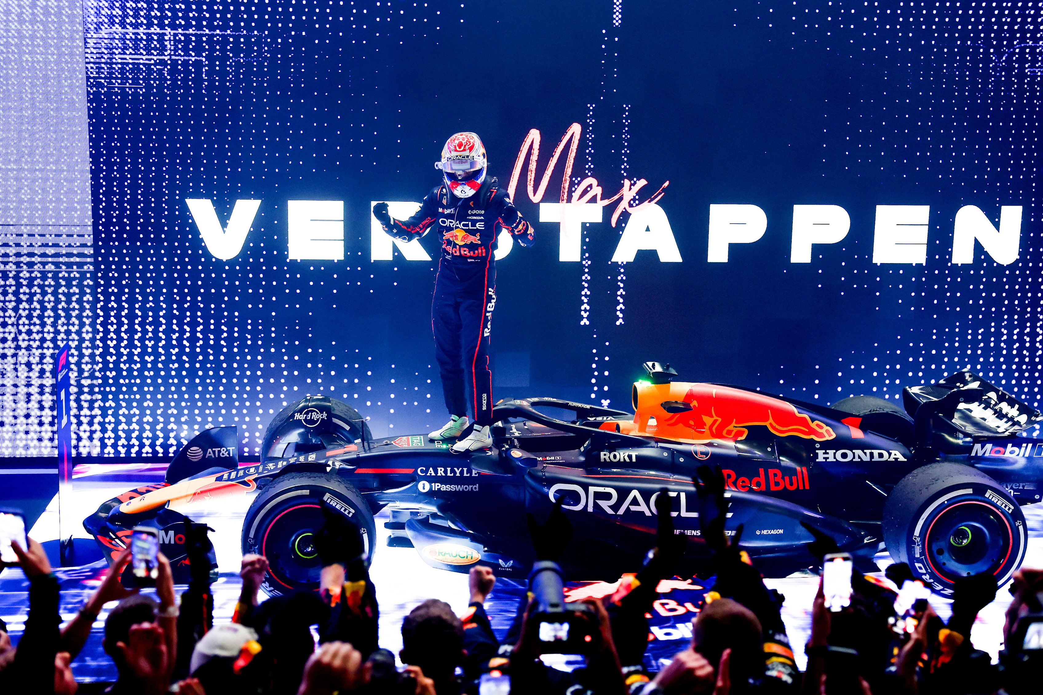 LUSAIL CITY, QATAR - NOVEMBER 30: Race winner Max Verstappen of the Netherlands and Oracle Red Bull