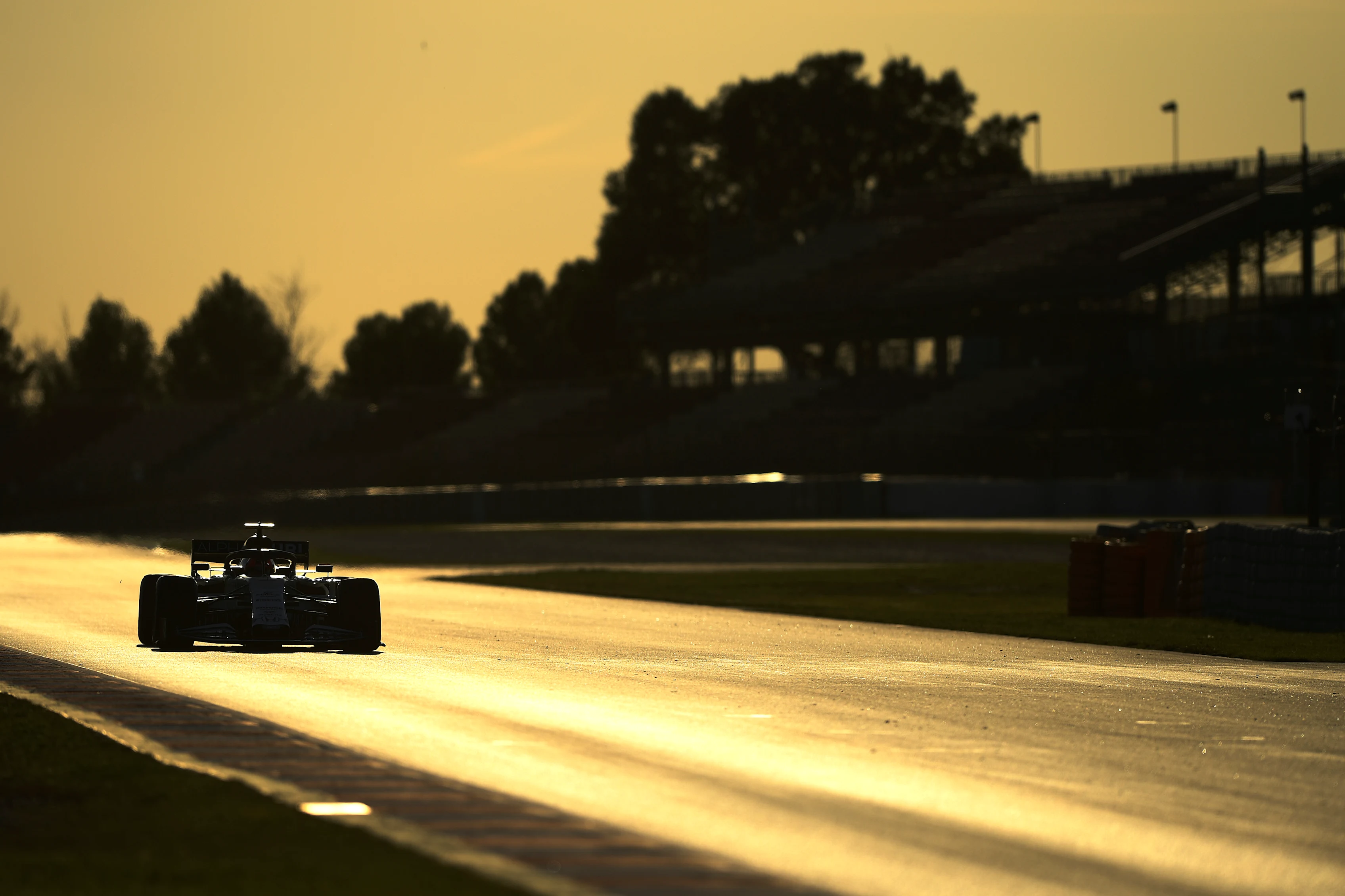 BARCELONA, SPAIN - FEBRUARY 26: Daniil Kvyat of Russia driving the (26) Scuderia AlphaTauri AT01 Honda on track during Day One of F1 Winter Testing at Circuit de Barcelona-Catalunya on February 26, 2020 in Barcelona, Spain. (Photo by Rudy Carezzevoli/Getty Images)