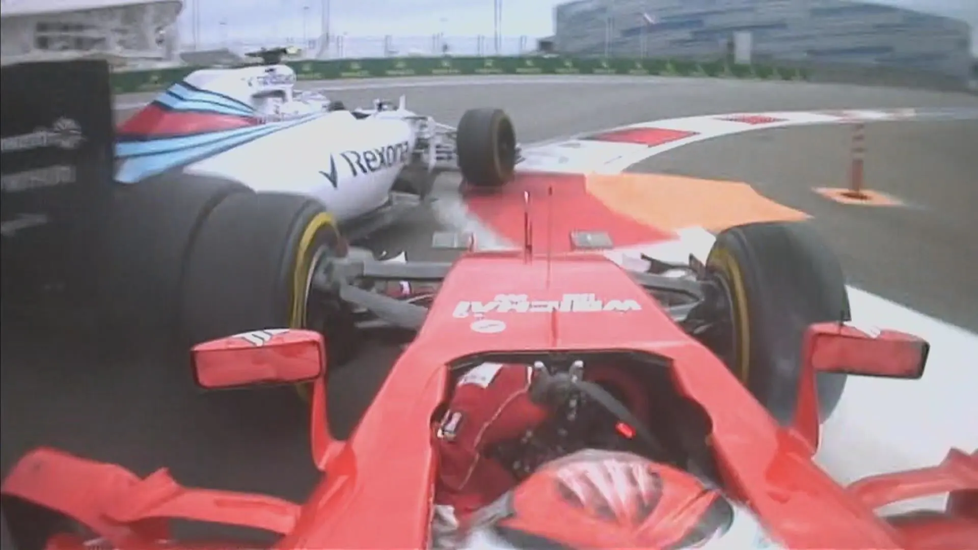 Late drama as Raikkonen and Bottas collide on the last lap