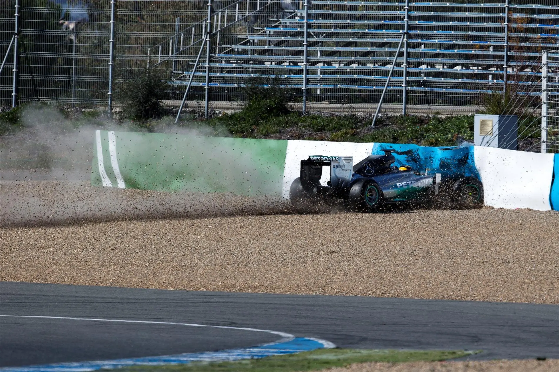 Lewis Hamilton (GBR) Mercedes AMG F1 W05 crashes at Turn One. Formula One Testing, Jerez, Spain, Day One, Tuesday, 28 January 2014. © Sutton Images