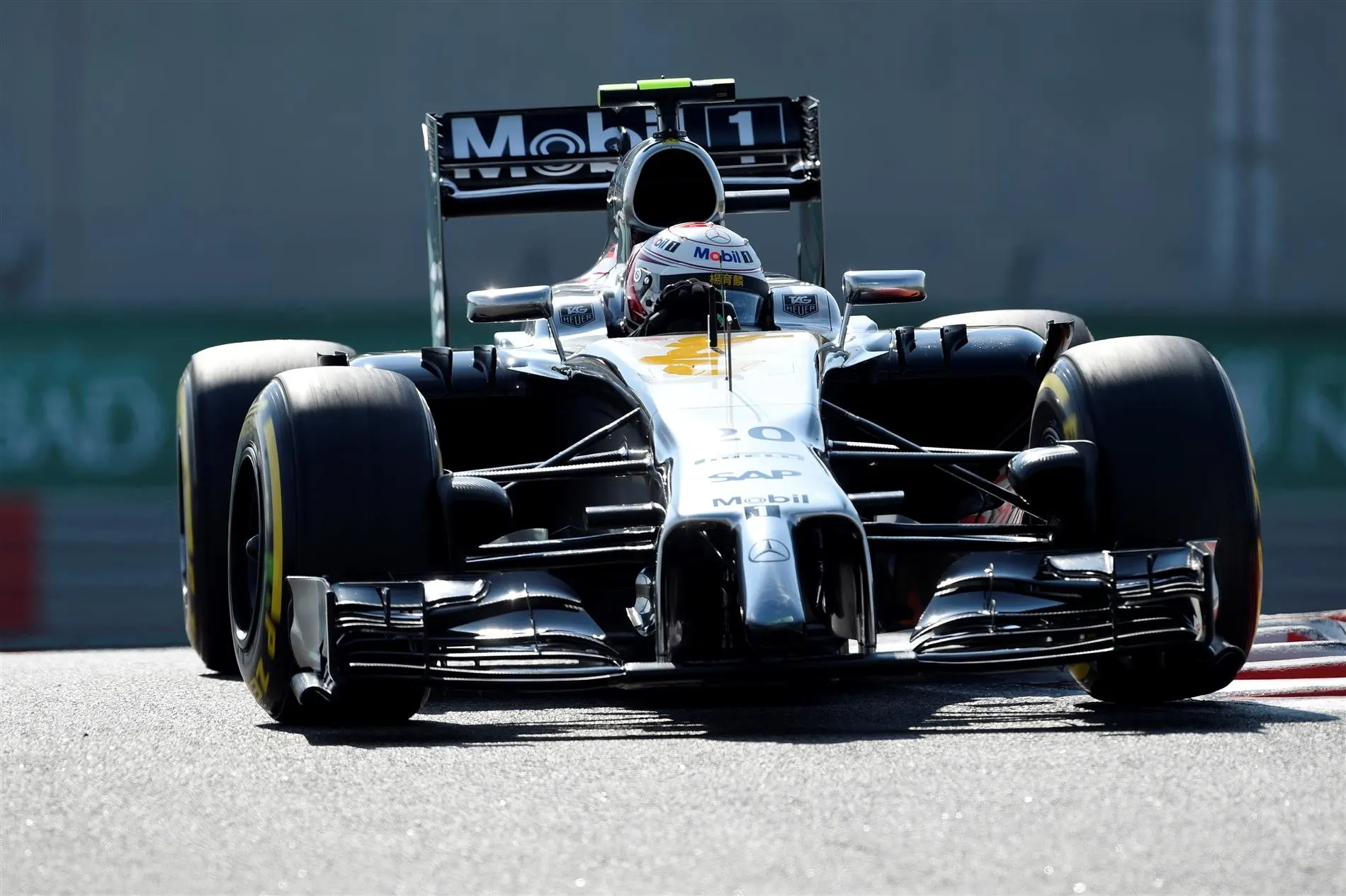 Kevin Magnussen (DEN) McLaren MP4-29. Formula One World Championship, Rd19, Abu Dhabi Grand Prix, Practice, Yas Marina Circuit, Abu Dhabi, UAE, Friday, 21 November 2014 © Sutton Images. No reproduction without permission