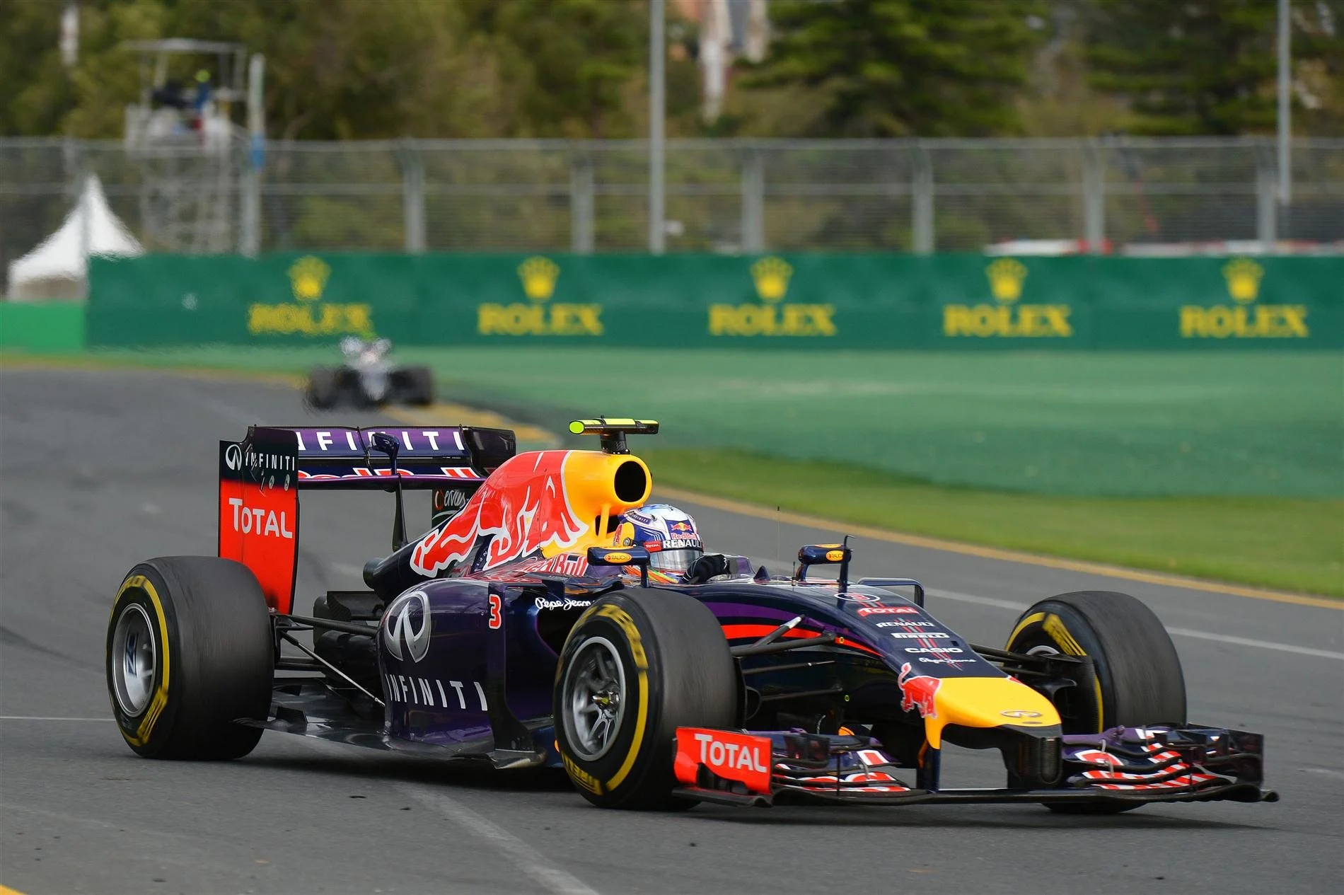 Daniel Ricciardo (AUS) Red Bull Racing RB10 finished second. Formula One World Championship, Rd1, Australian Grand Prix, Race, Albert Park, Melbourne, Australia, Sunday, 16 March 2014. © Sutton Images