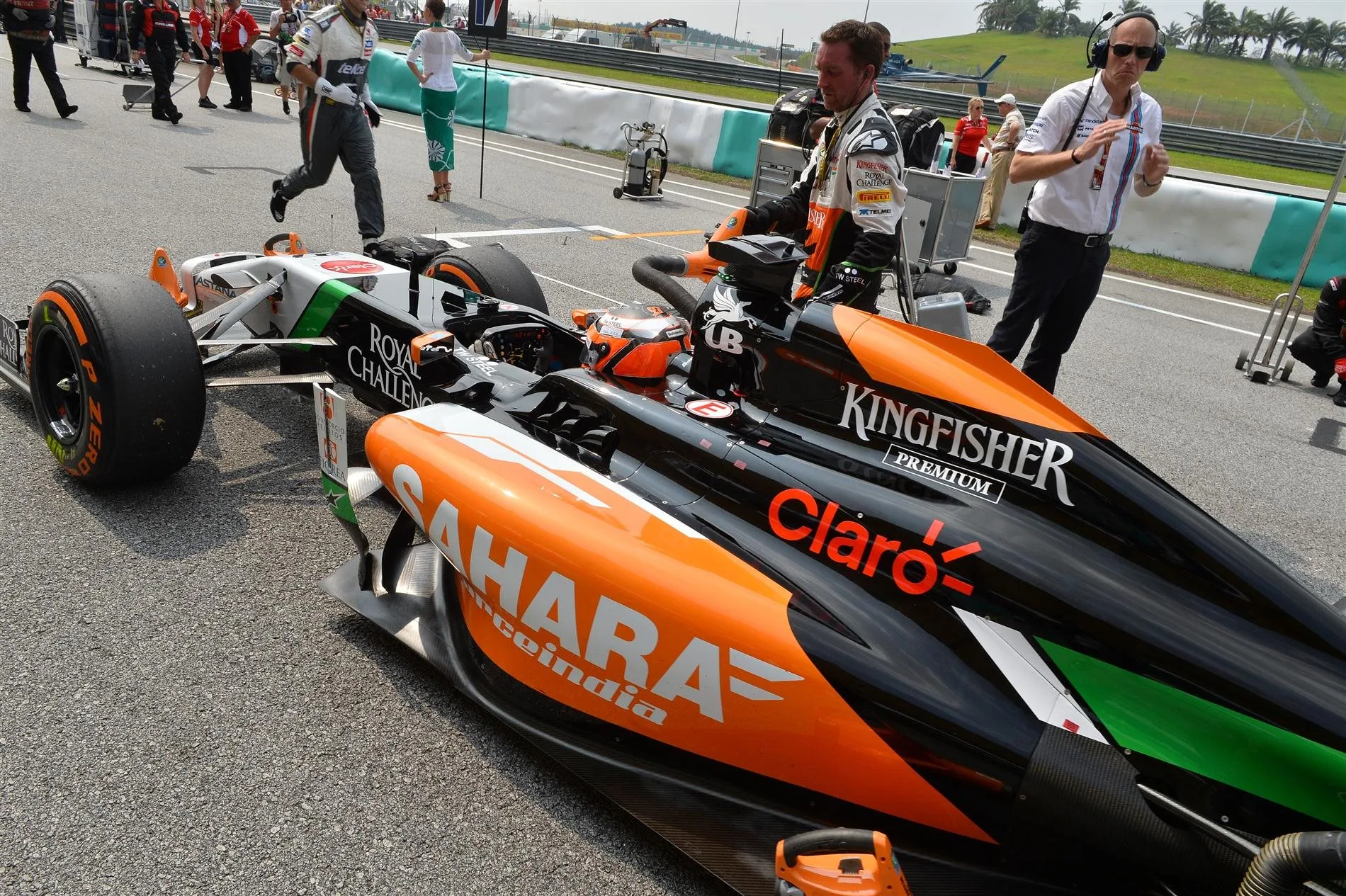 Nico Hulkenberg (GER) Force India VJM07 on the grid. Formula One World Championship, Rd2, Malaysian Grand Prix, Race, Sepang, Malaysia, Sunday, 30 March 2014. © Sutton Images
