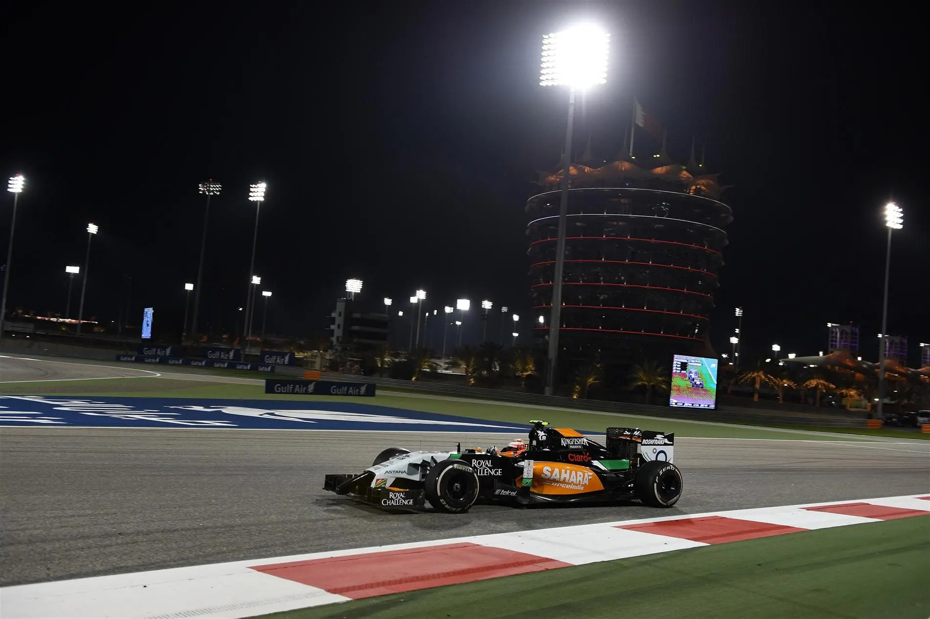 Sergio Perez (MEX) Force India VJM07. Formula One World Championship, Rd3, Bahrain Grand Prix, Race, Bahrain International Circuit, Sakhir, Bahrain, Sunday, 6 April 2014. © Sutton Images