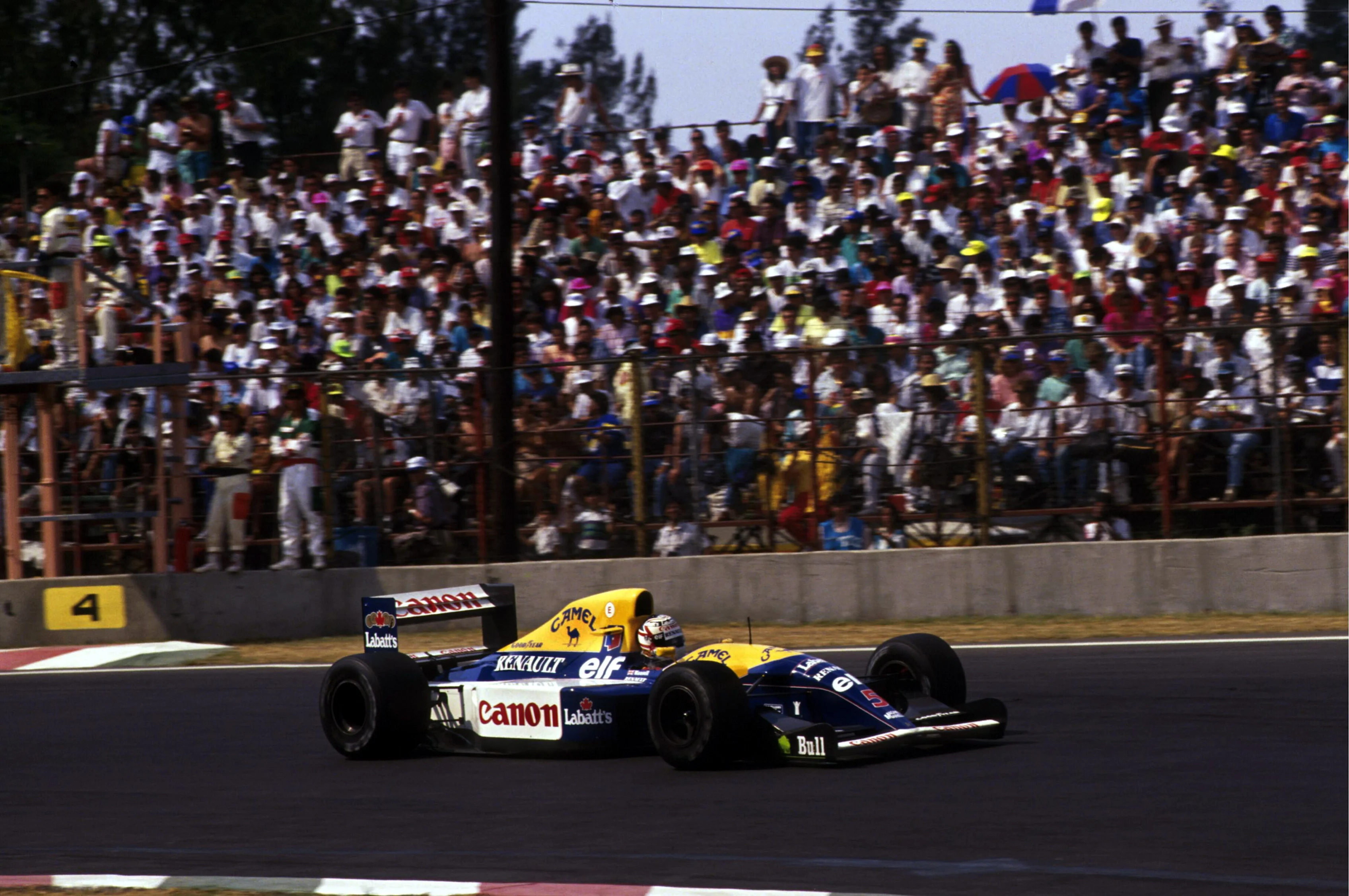 Race winner Nigel Mansell (GBR) Williams FW14B Mexican Grand Prix, Mexico City, 22 March 1992