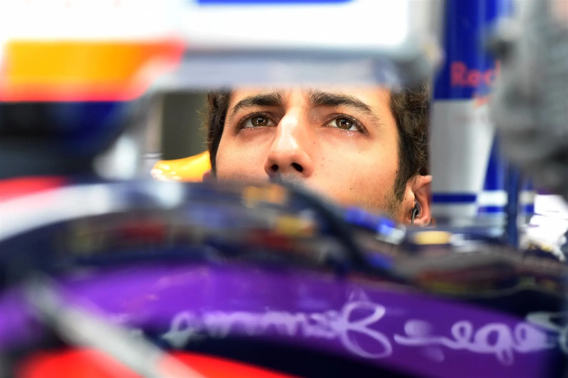 Daniel Ricciardo (AUS) Red Bull Racing RB10. Formula One World Championship, Rd11, Hungarian Grand Prix, Qualifying, Hungaroring, Hungary. Saturday, 26 July 2014