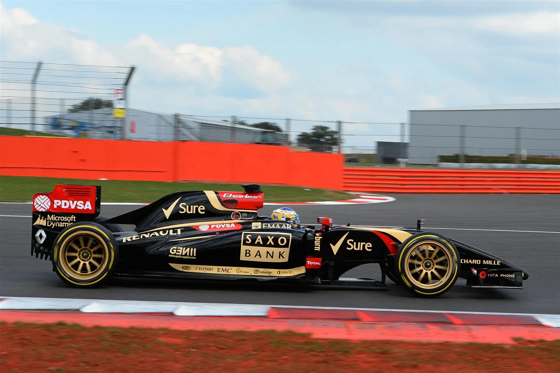 Charles Pic (FRA) Lotus E22 with 18 inch Pirelli tyres. Formula One Testing, Silverstone, England, Day Two, Wednesday, 9 July 2014
