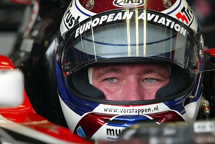 Jos Verstappen (NED) Minardi Cosworth PS03 Formula One World Championship, Rd16, Japanese Grand Prix, Suzuka , Japan, 10 October 2003. © Sutton Images