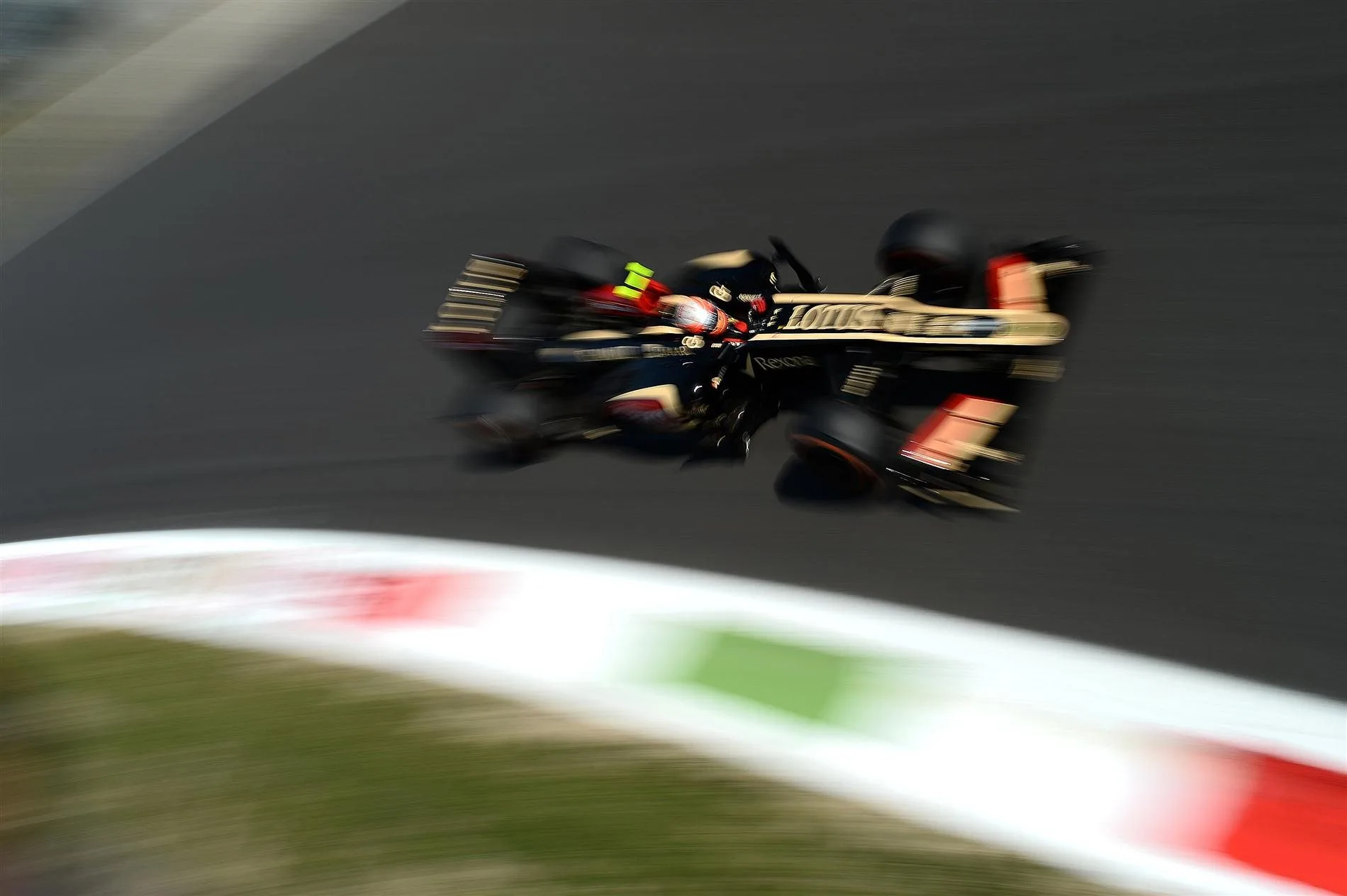 Romain Grosjean (FRA) Lotus E21. Formula One World Championship, Rd12, Italian Grand Prix, Practice, Monza, Italy, Friday, 6 September 2013. © Sutton Images