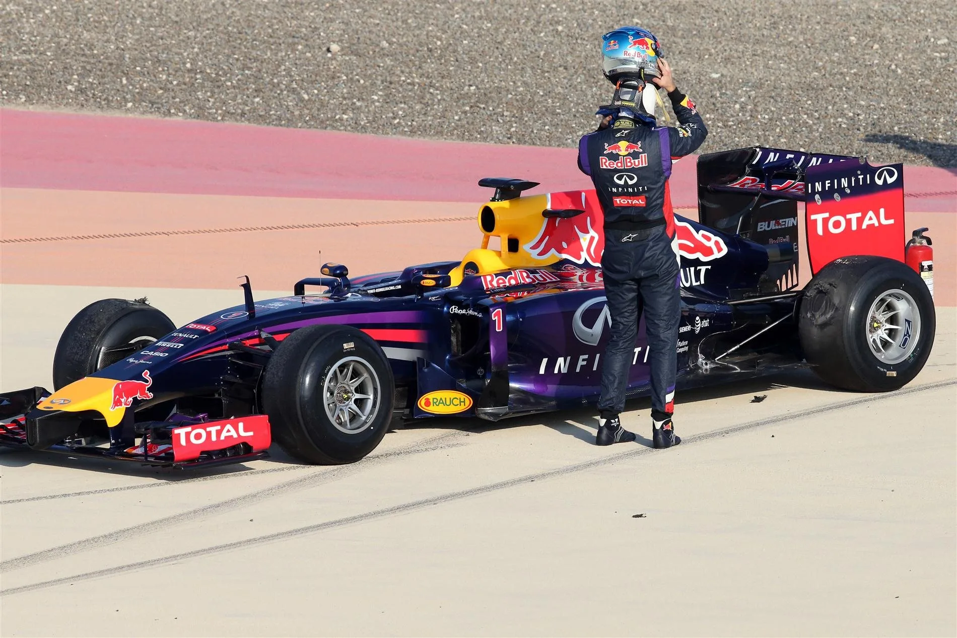 Sebastian Vettel (GER) Red Bull Racing RB10 stops out on track. Formula One Testing, Day One, Bahrain International Circuit, Sakhir, Bahrain, Wednesday, 19 February 2014