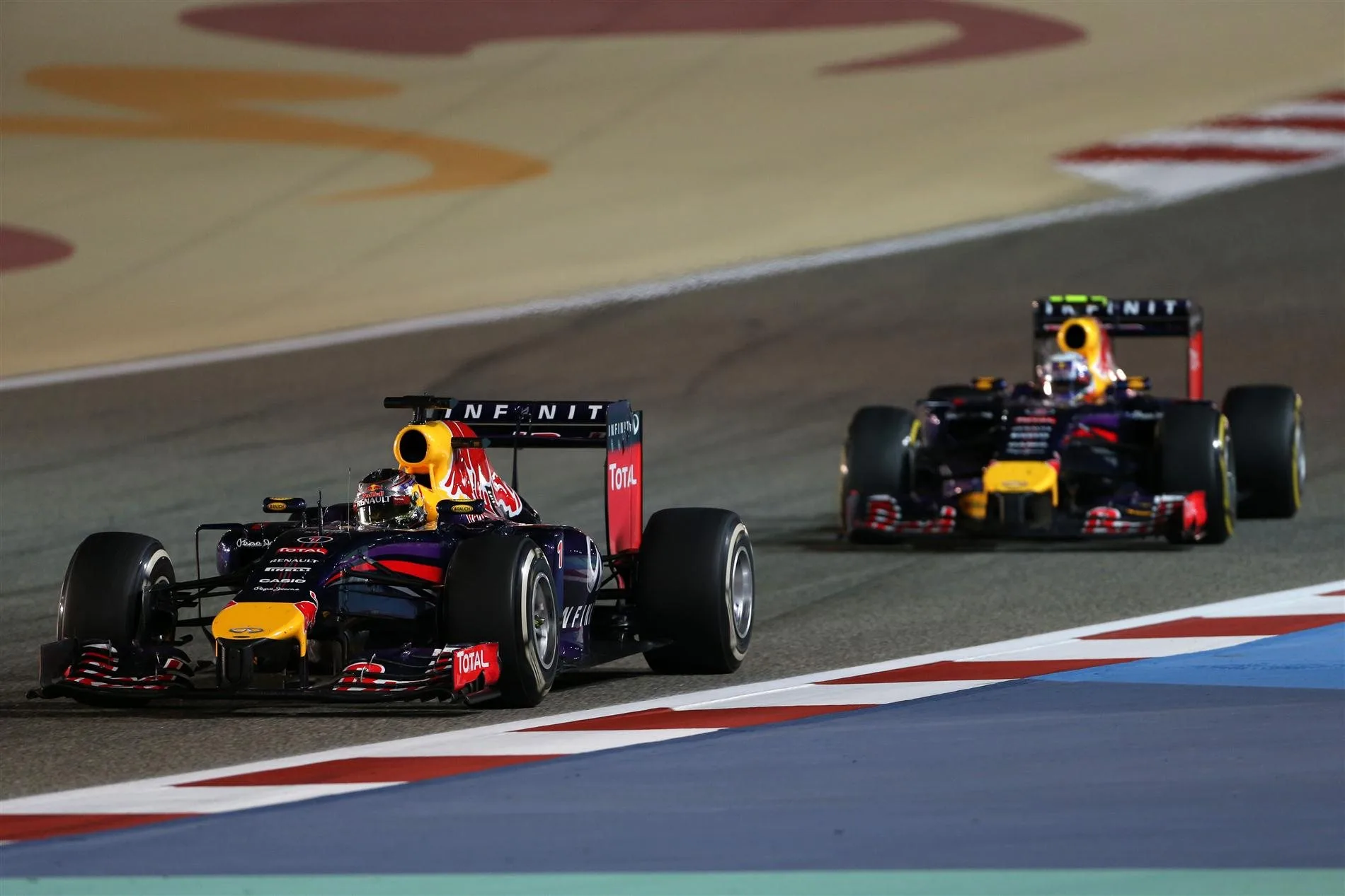 Sebastian Vettel (GER) Red Bull Racing RB10. Formula One World Championship, Rd3, Bahrain Grand Prix, Race, Bahrain International Circuit, Sakhir, Bahrain, Sunday, 6 April 2014