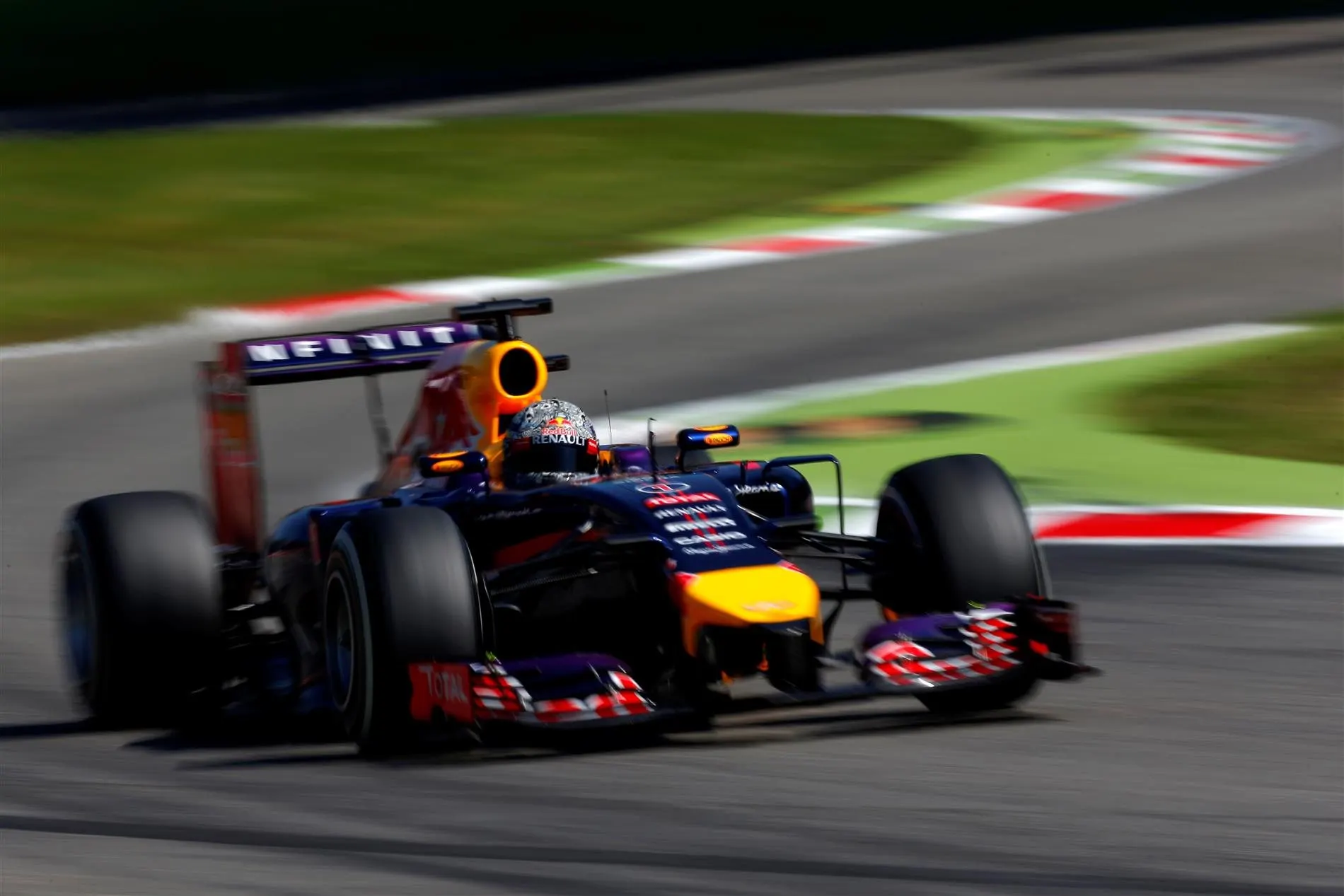 Sebastian Vettel (GER) Red Bull Racing RB10. Formula One World Championship, Rd13, Italian Grand Prix, Monza, Italy, Qualifying, Saturday, 6 September 2014