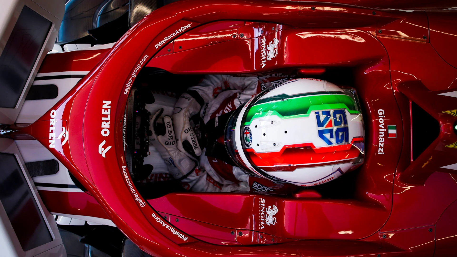 GIOVINAZZI Antonio (ita), Alfa Romeo Racing ORLEN C39, portrait garage, box, during the Formula 1 Rolex Grosser Preis von Osterreich 2020, Austrian Grand Prix from July 02 to 05, 2020 on the Red Bull Ring, in Spielberg, Austria - Photo Florent Gooden / DPPI