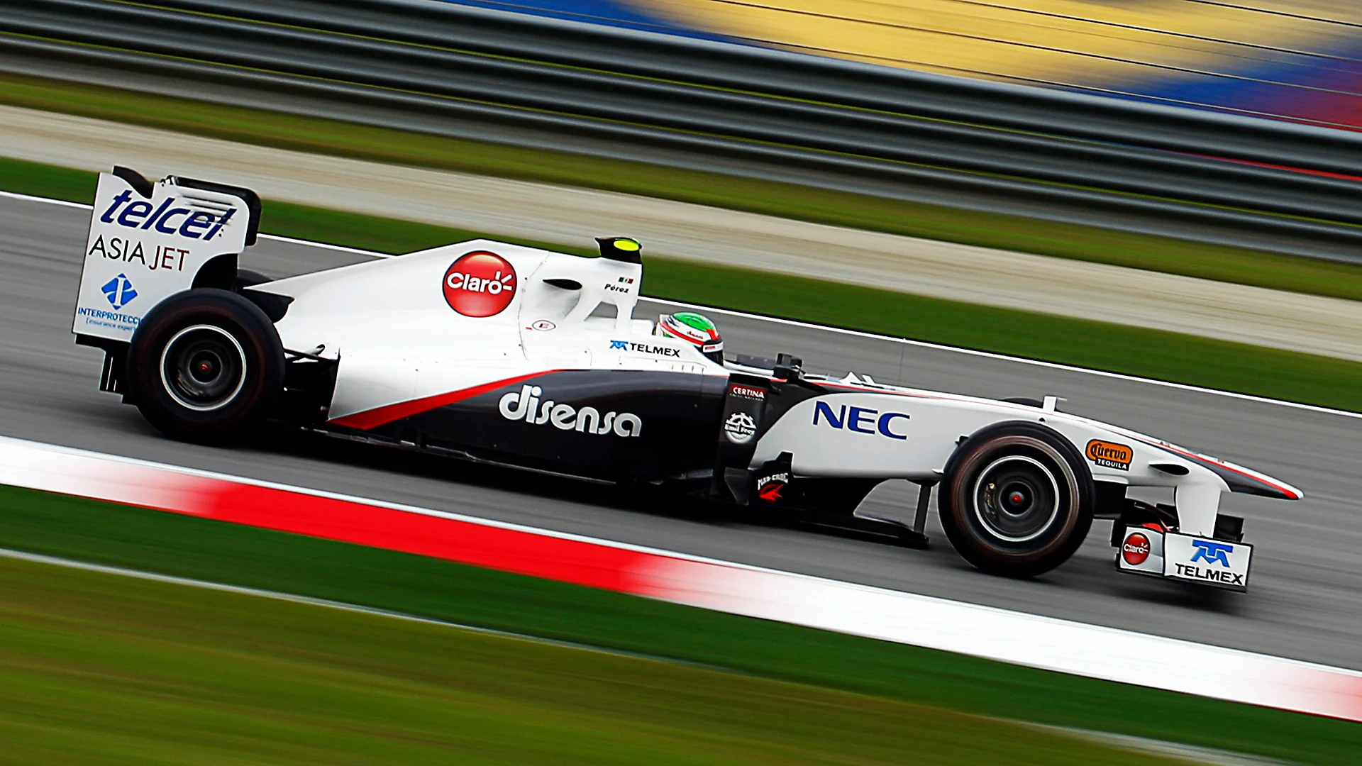 Sergio Perez (MEX) Sauber C30.
Formula One World Championship, Rd 2, Malaysian Grand Prix, Practice