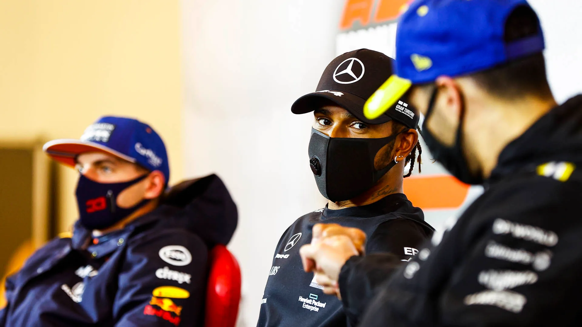 Race Winner Lewis Hamilton, Mercedes-AMG Petronas F1, Daniel Ricciardo, Renault F1 and Max