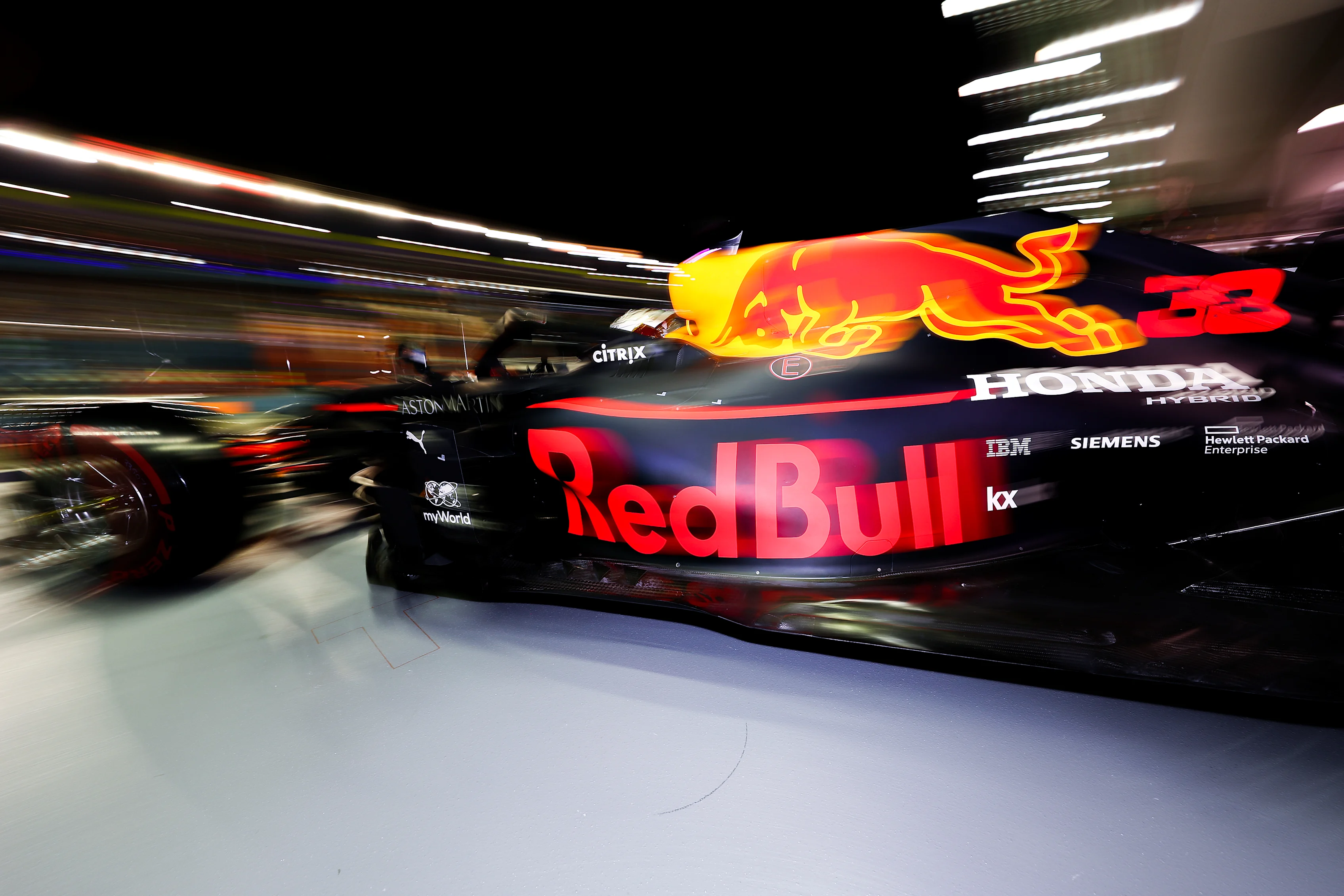 SINGAPORE, SINGAPORE - SEPTEMBER 21: Max Verstappen of the Netherlands driving the (33) Aston