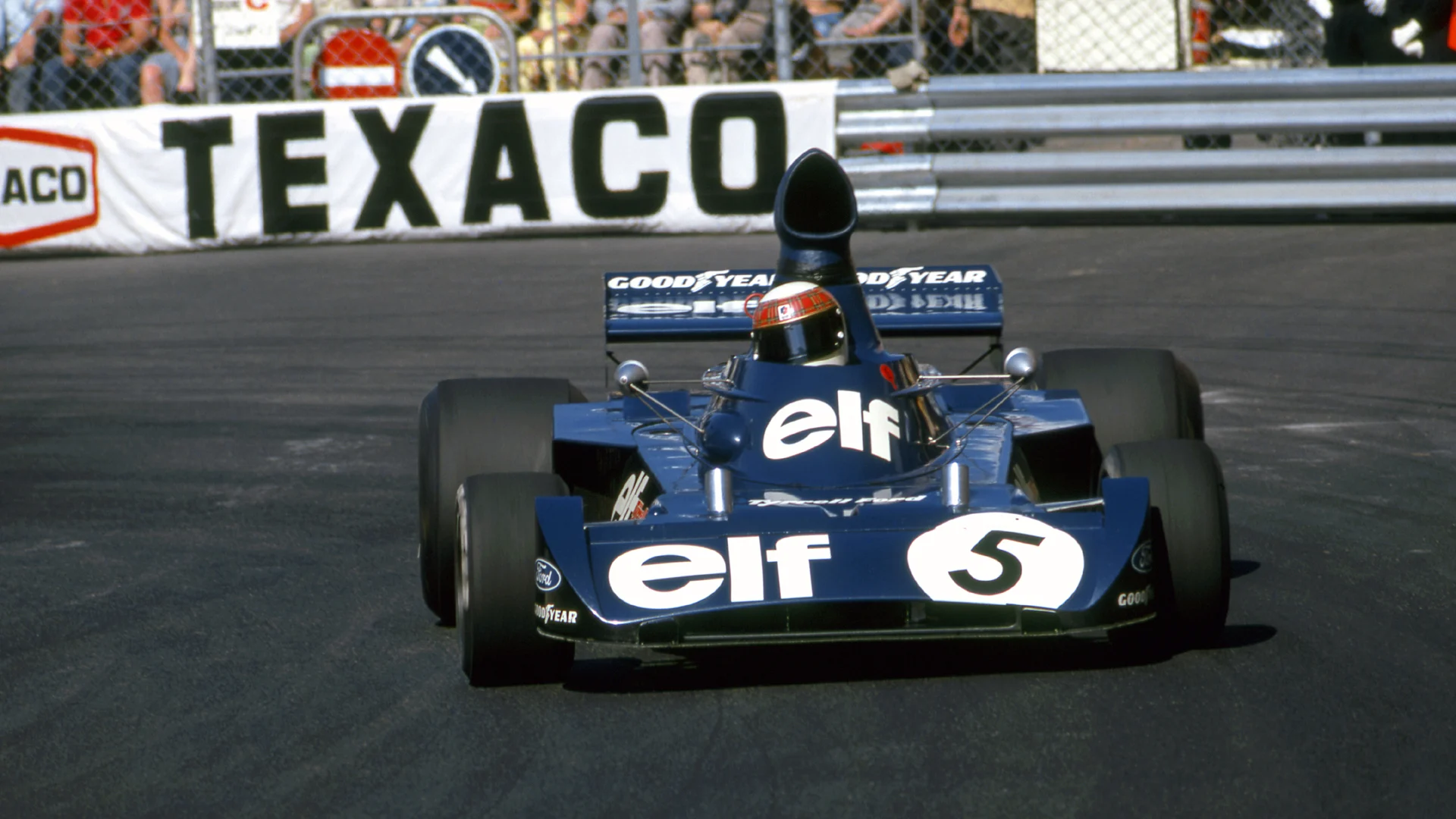 Winner Jackie Stewart (GBR) Tyrrell 006 Monaco GP, 3 June 1973